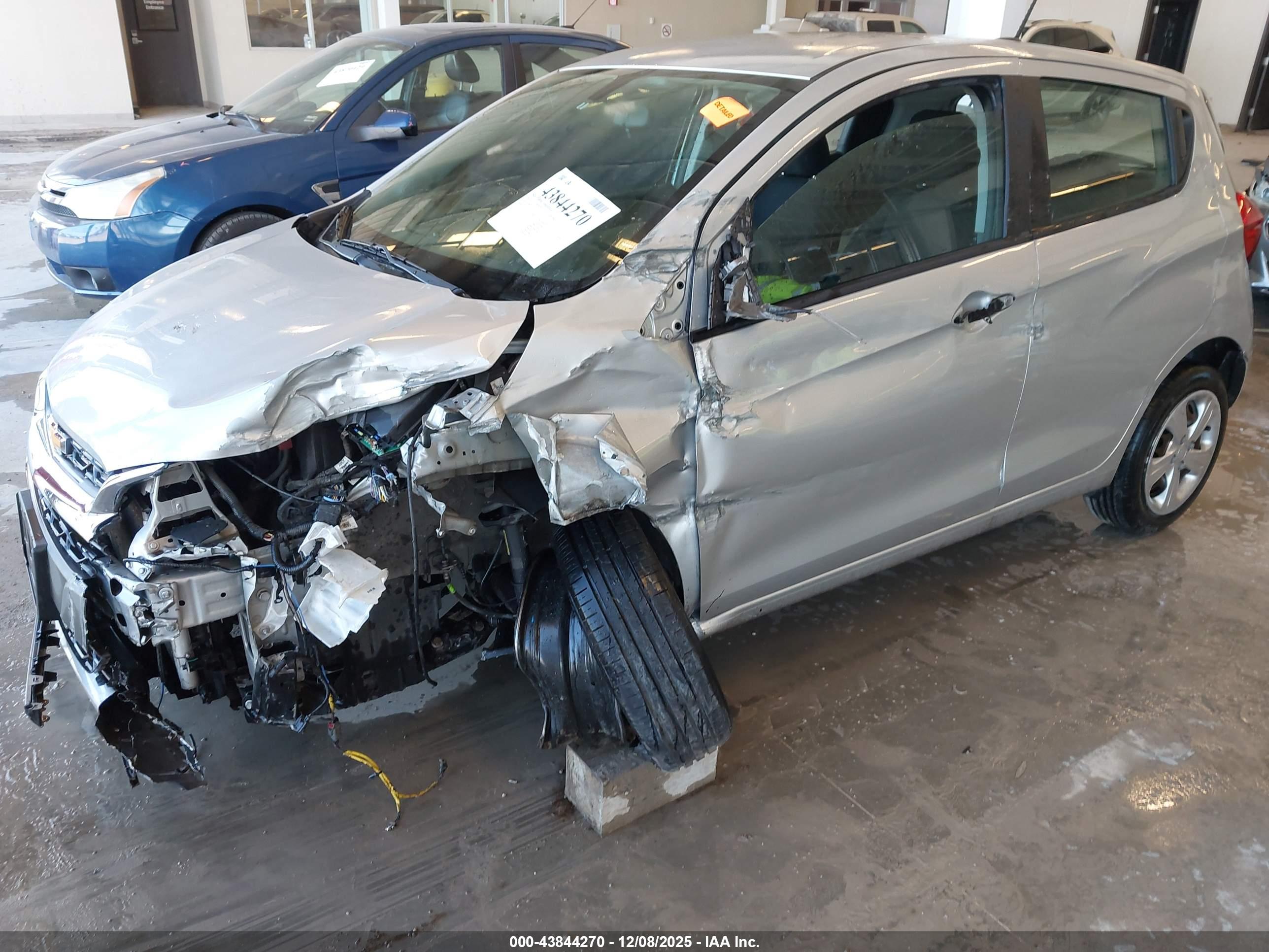CHEVROLET SPARK image 6