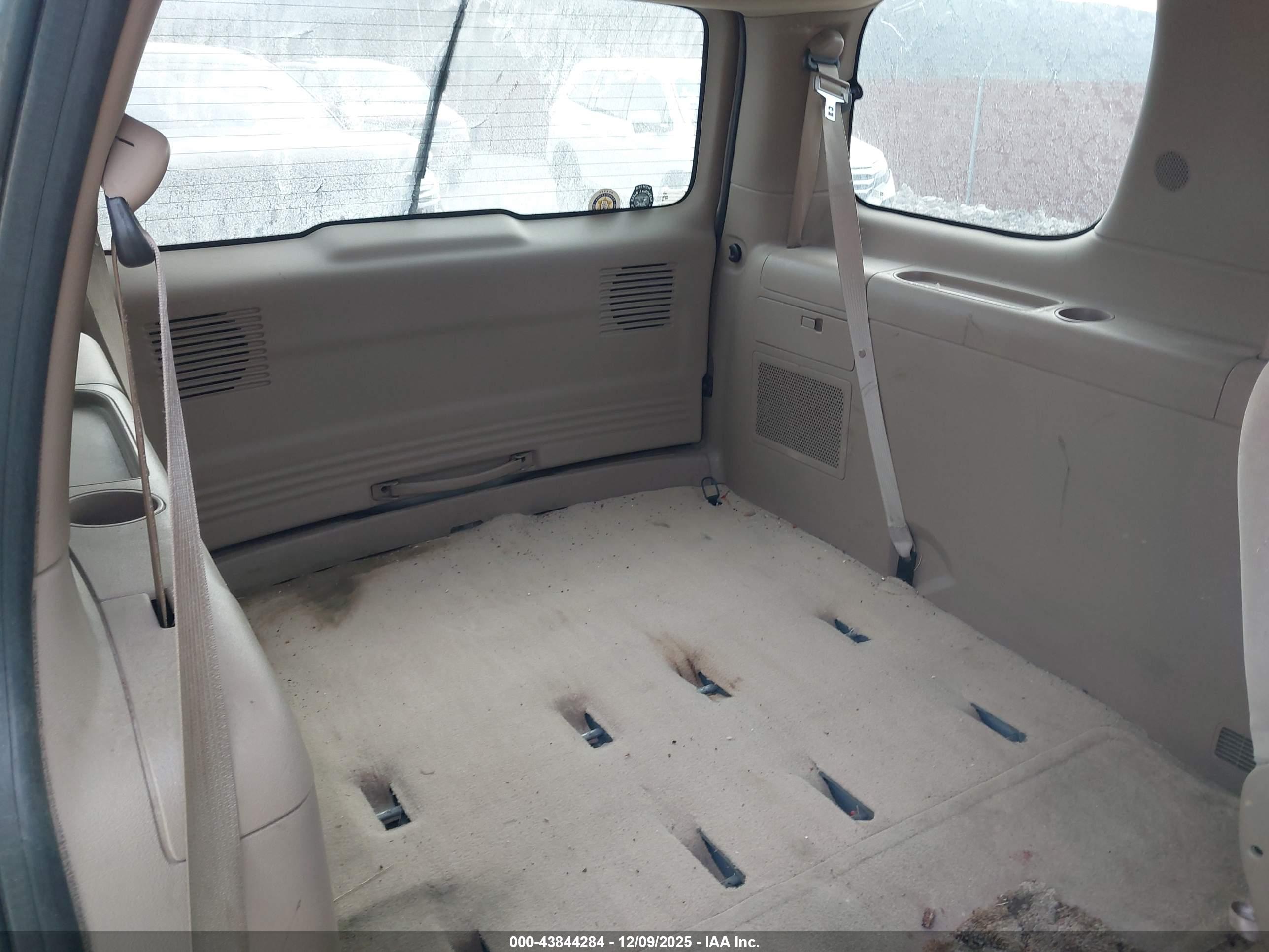 CHEVROLET UPLANDER image 8