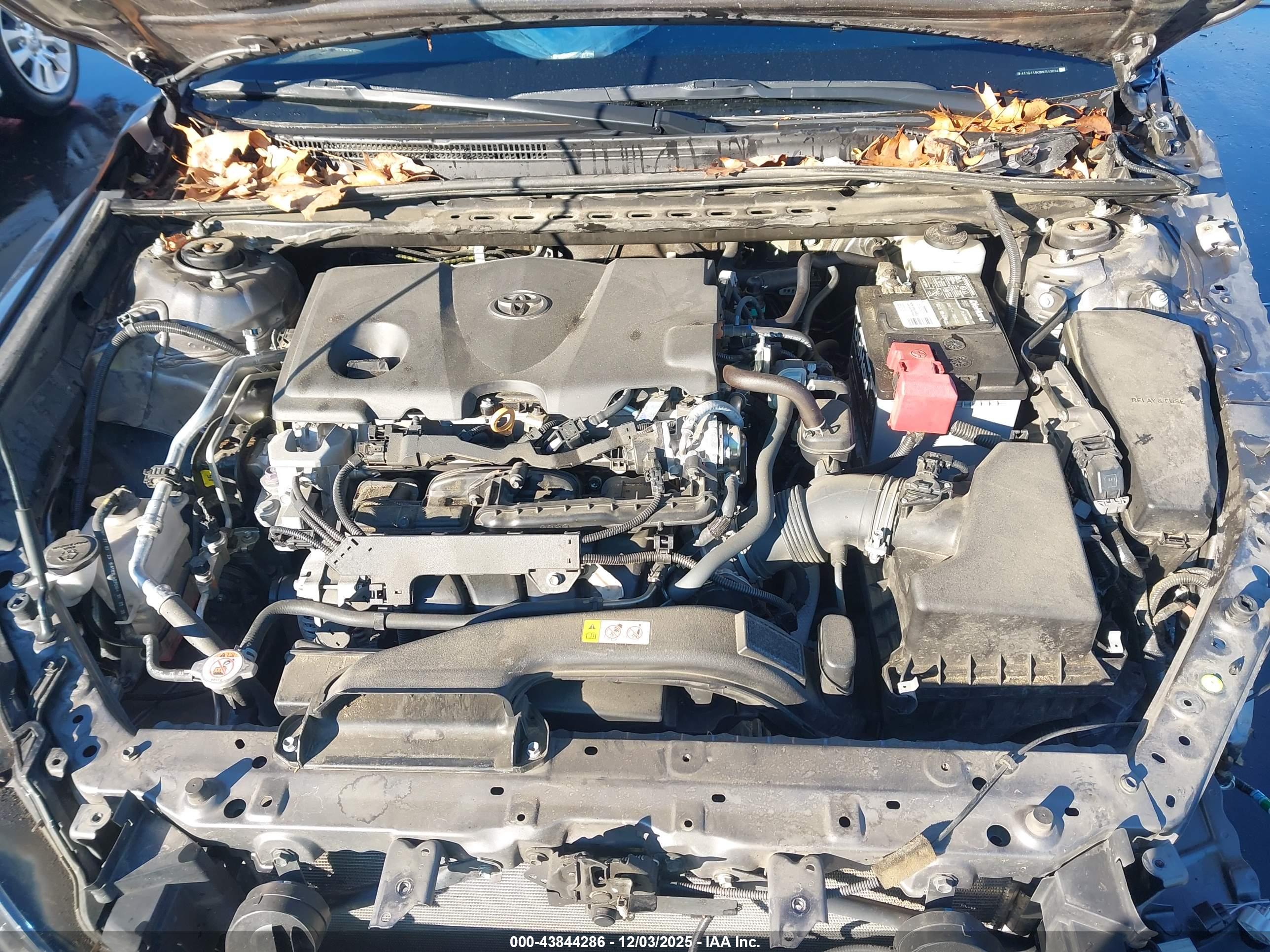 TOYOTA CAMRY image 10