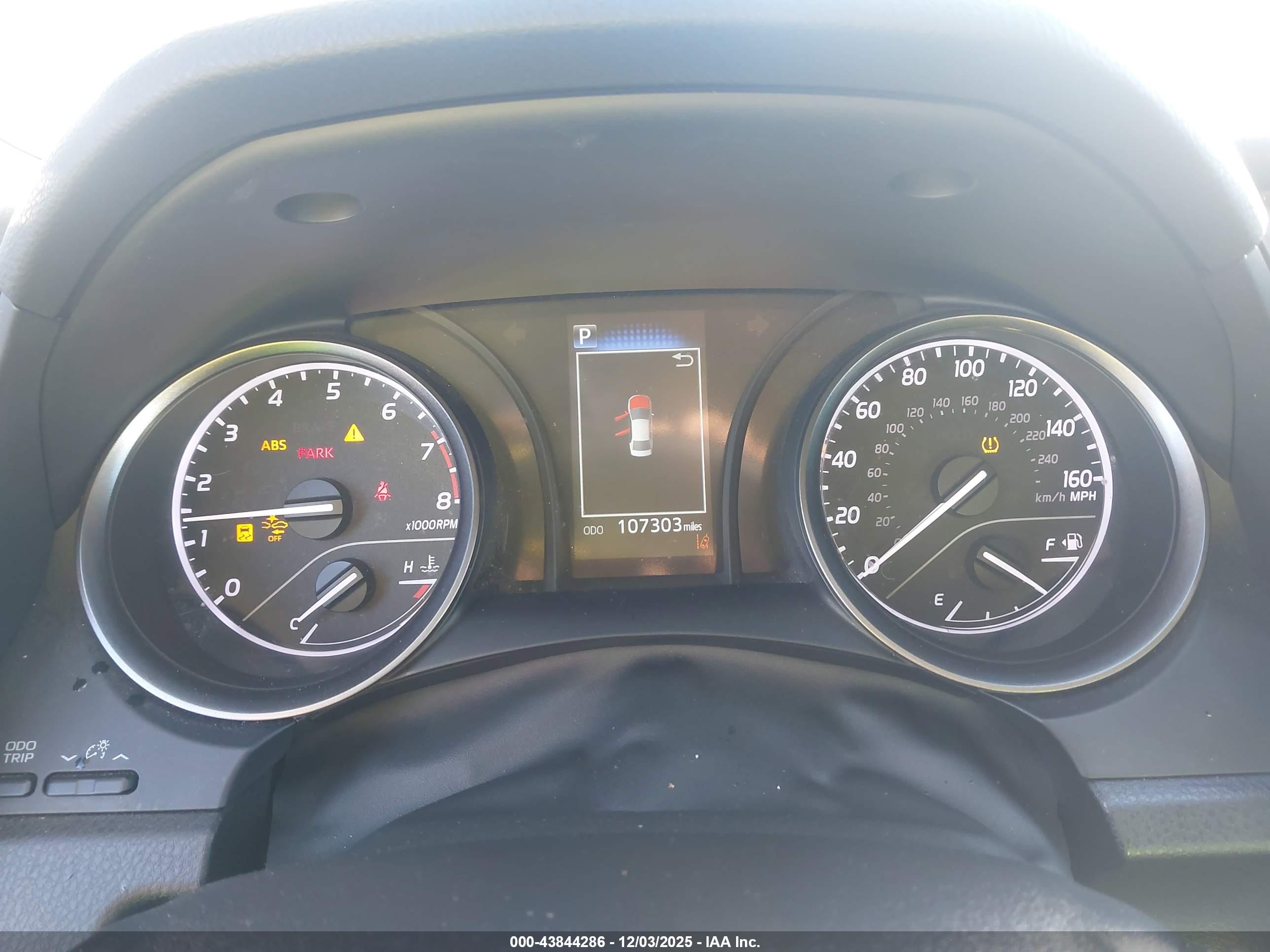 TOYOTA CAMRY image 7