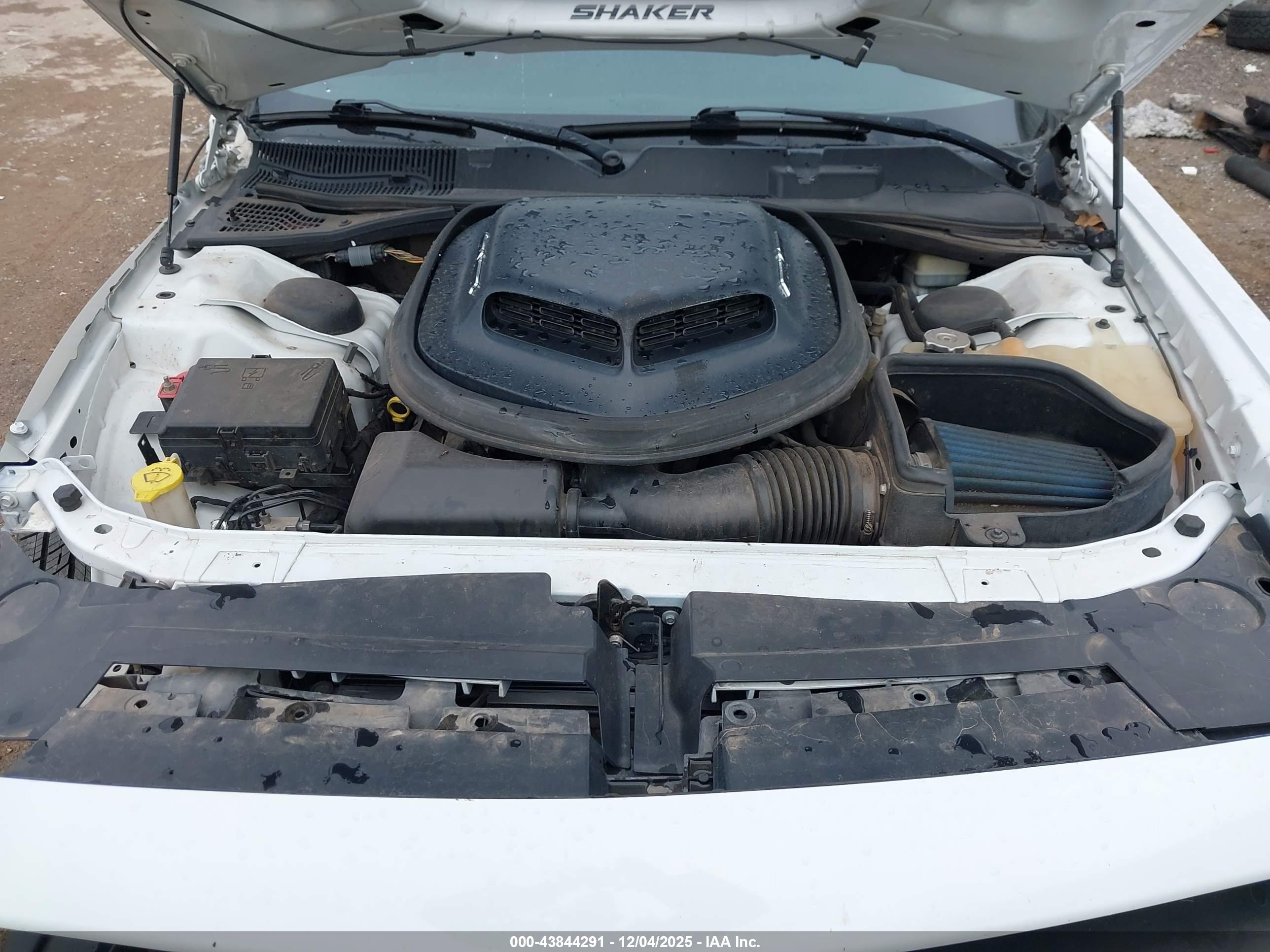 DODGE CHALLENGER image 10
