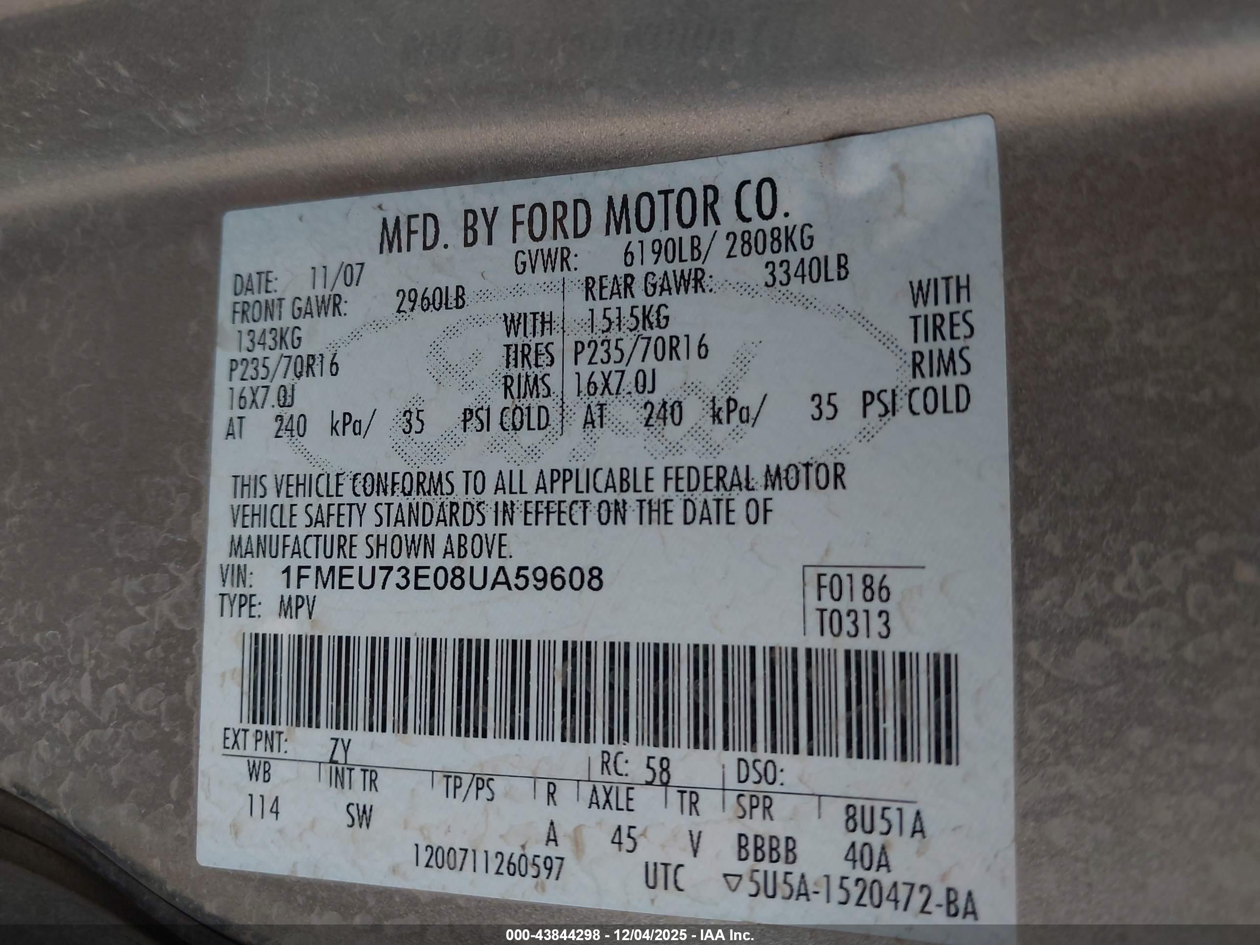 FORD EXPLORER image 9
