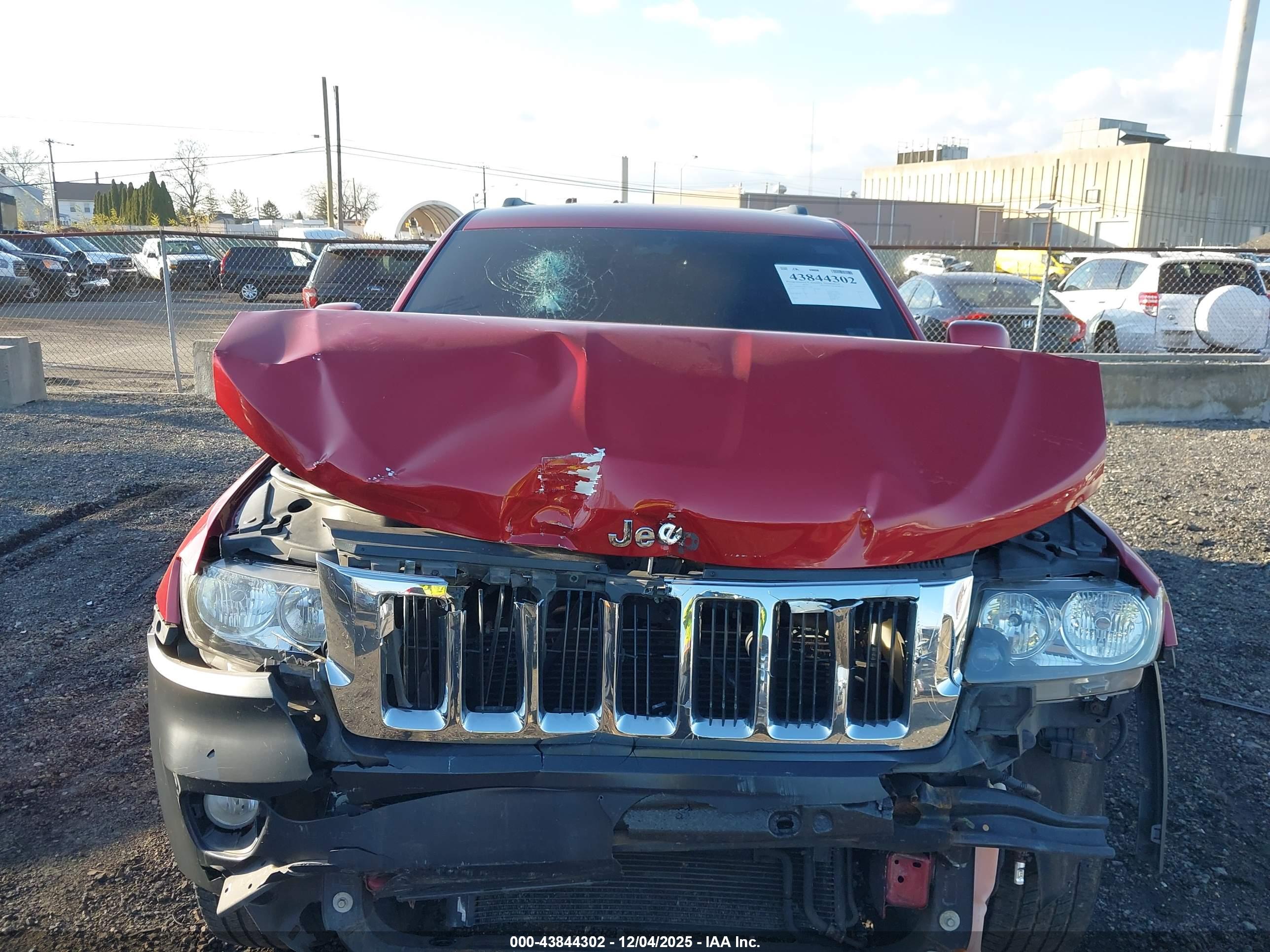 JEEP GRAND image 10
