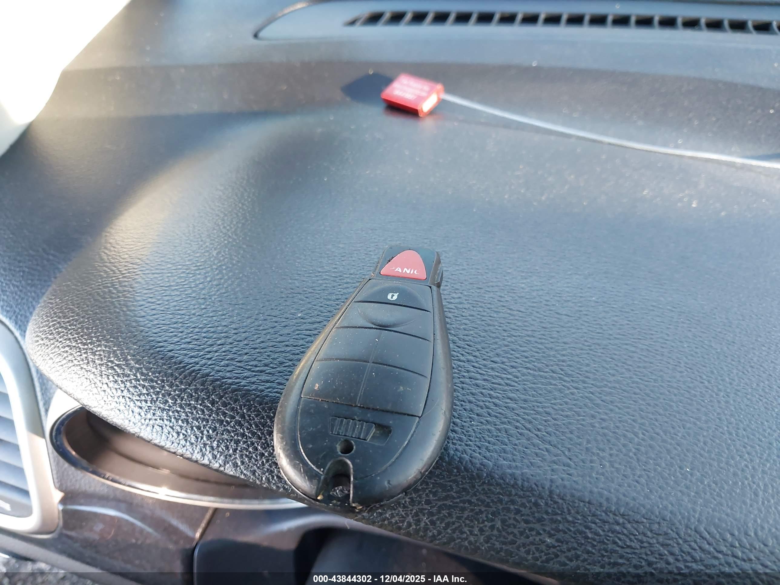 JEEP GRAND image 11