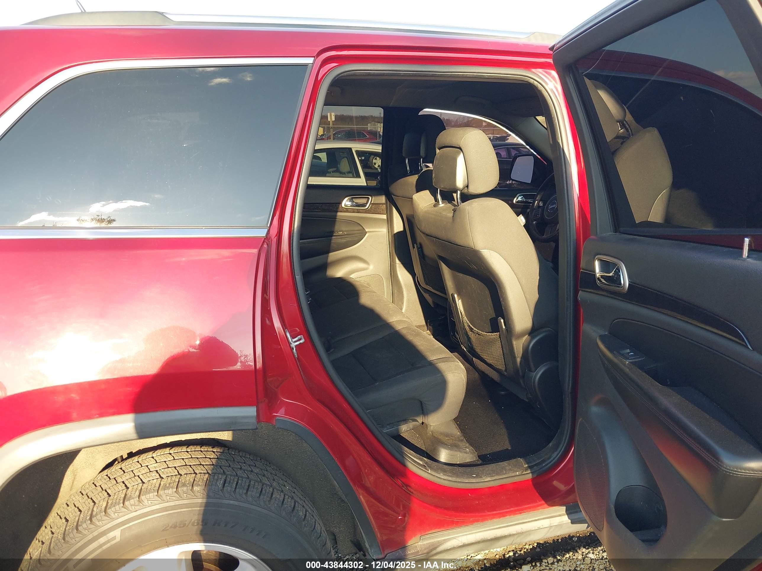 JEEP GRAND image 8