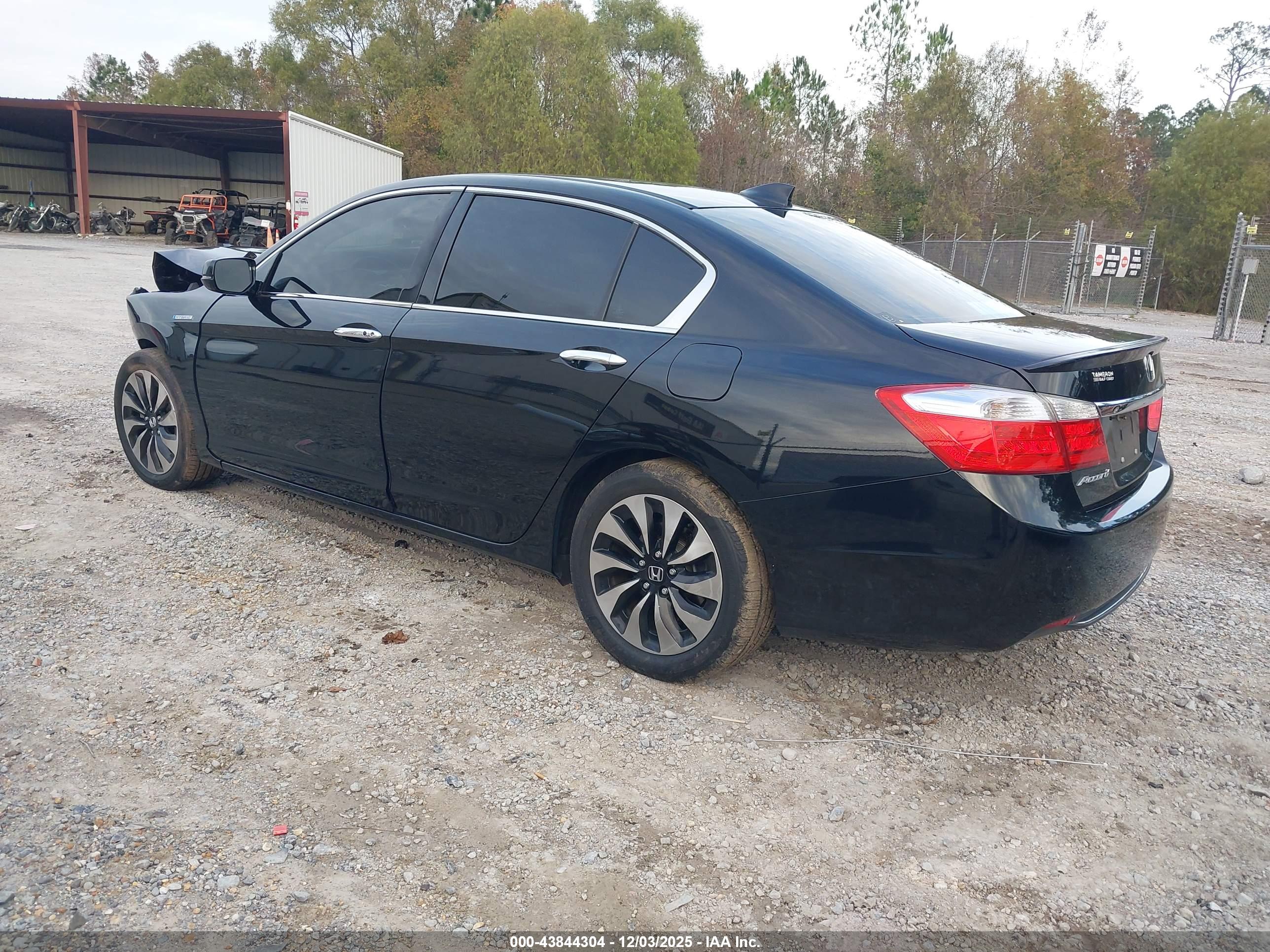 HONDA ACCORD image 3
