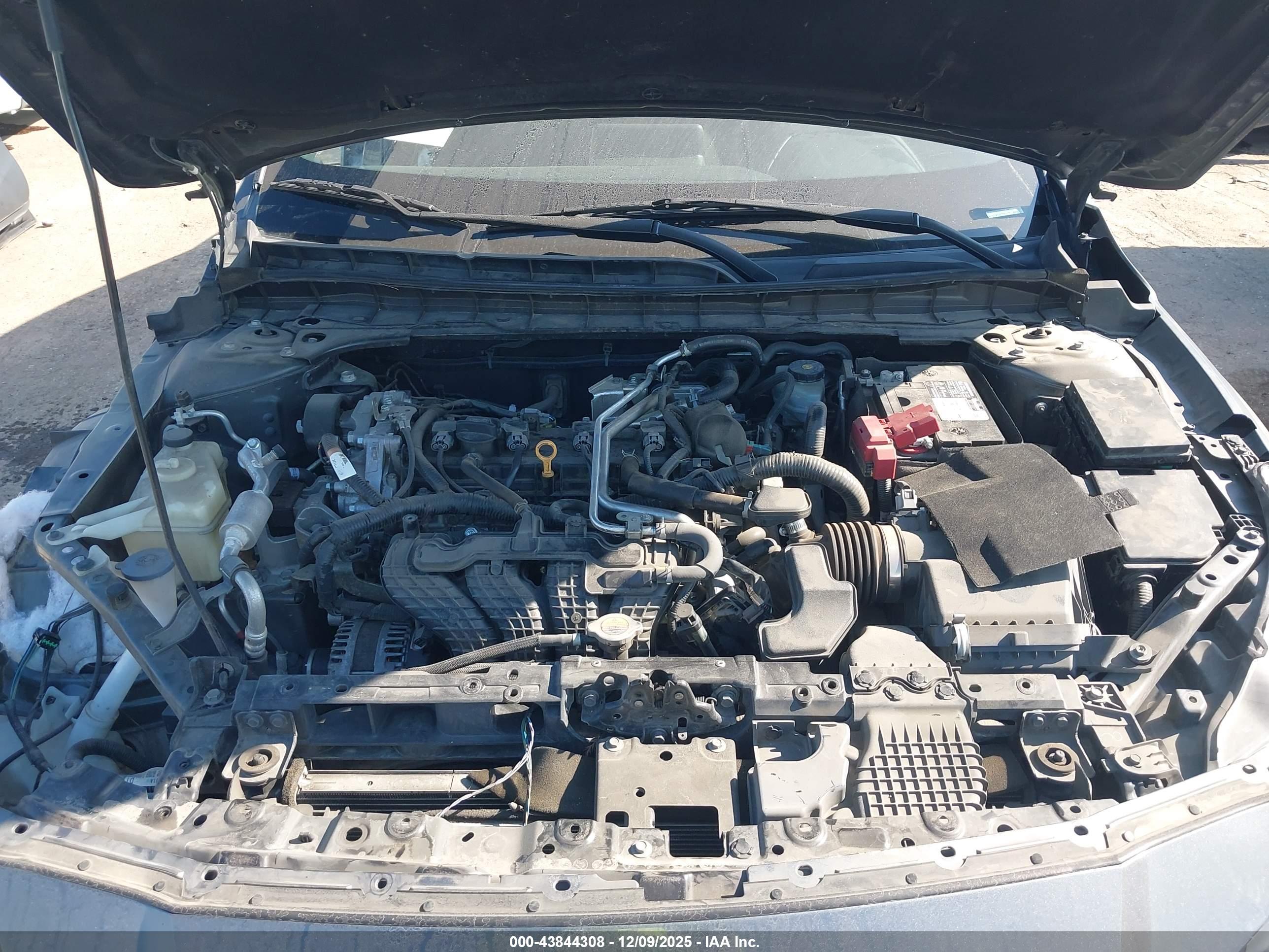 NISSAN ALTIMA image 10