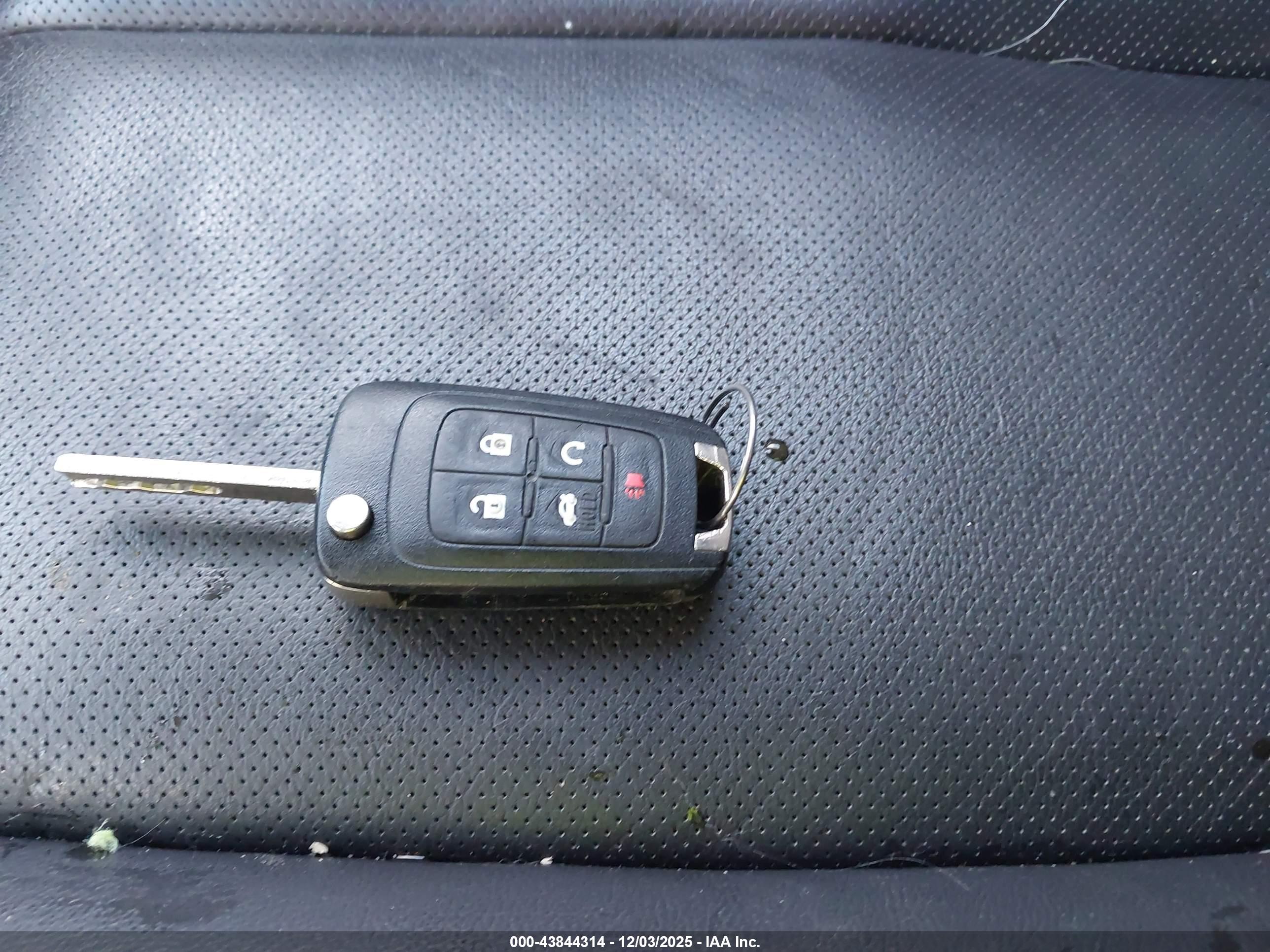 CHEVROLET EQUINOX image 11