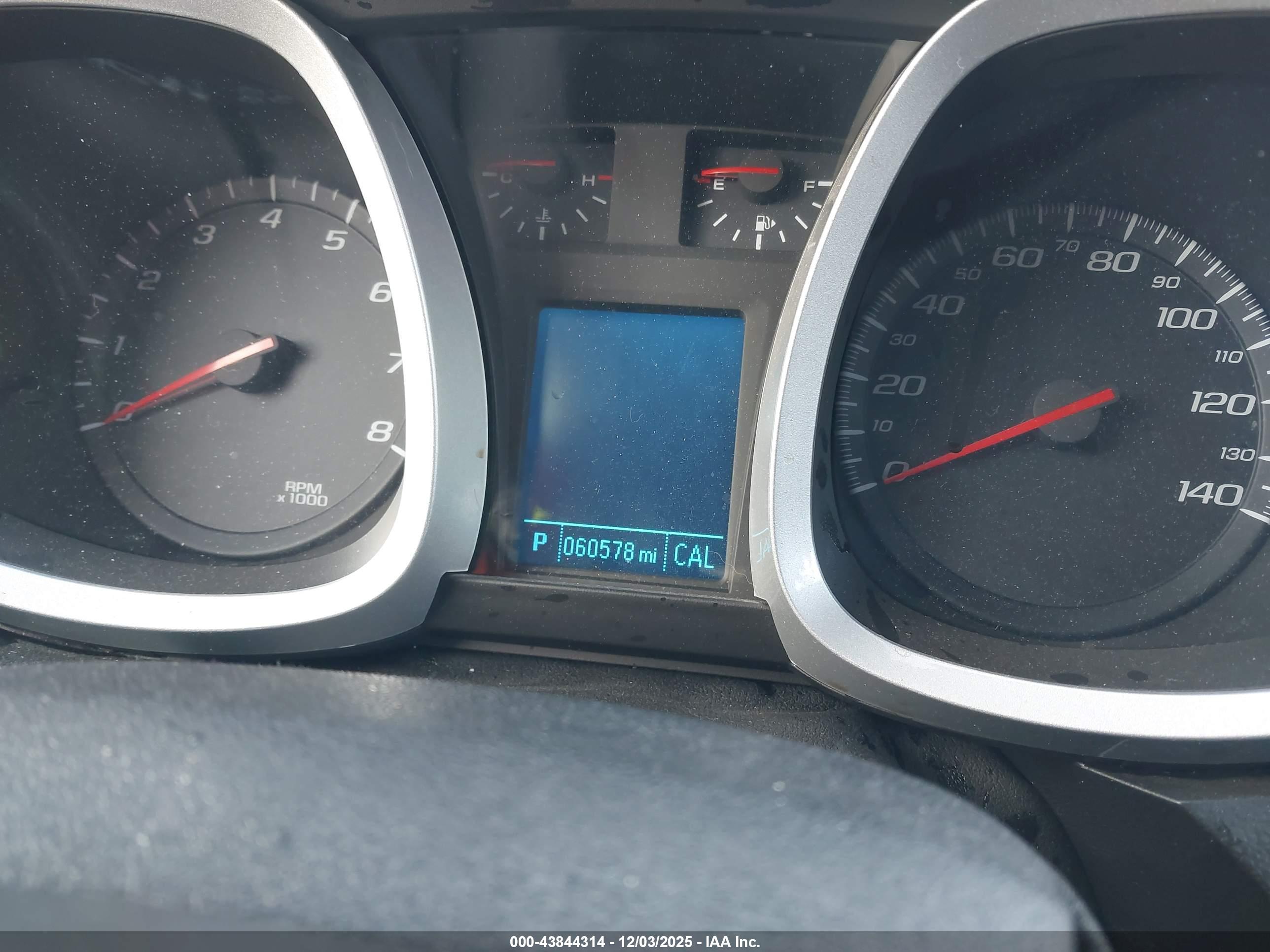 CHEVROLET EQUINOX image 7