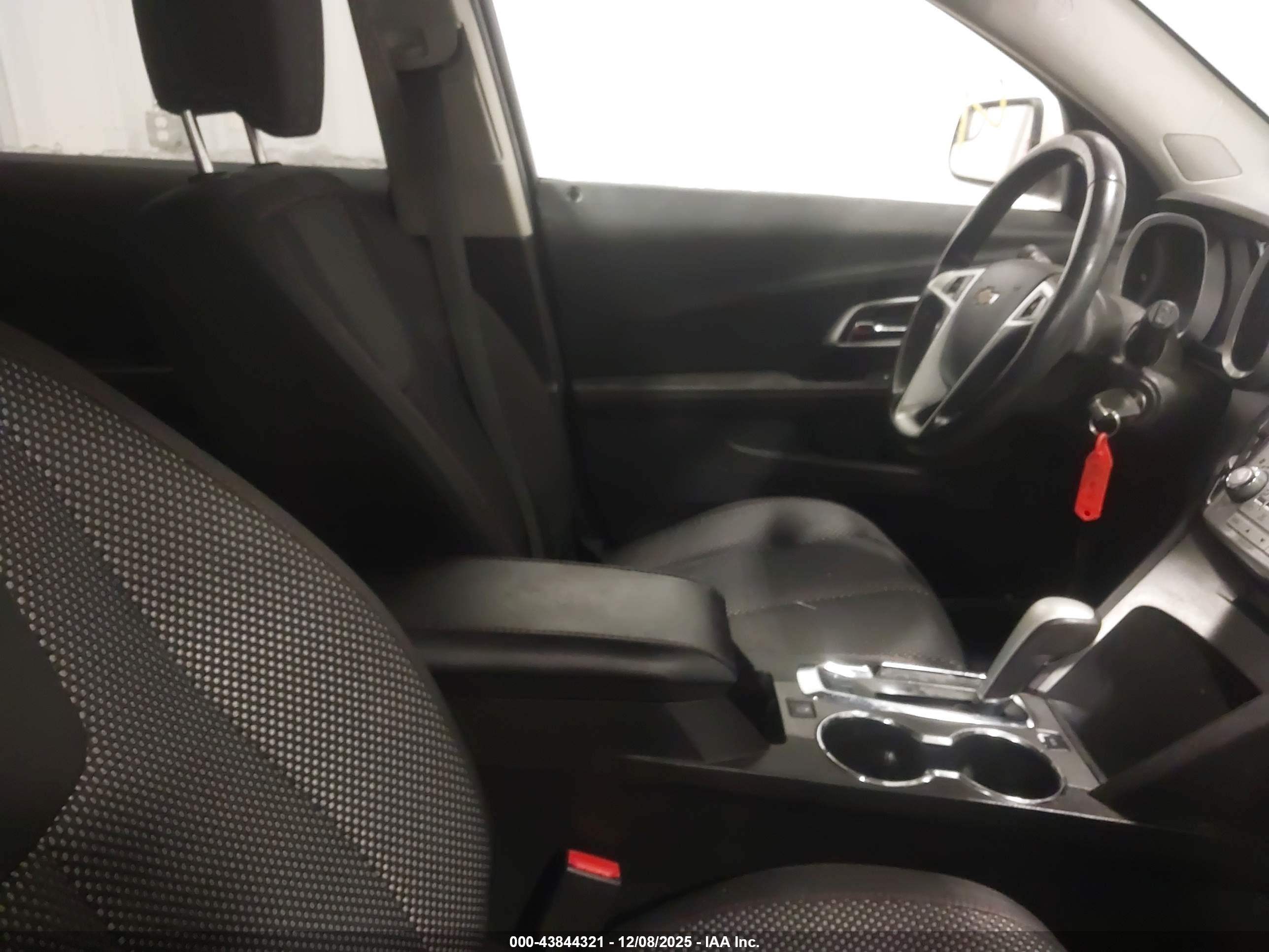 CHEVROLET EQUINOX image 5