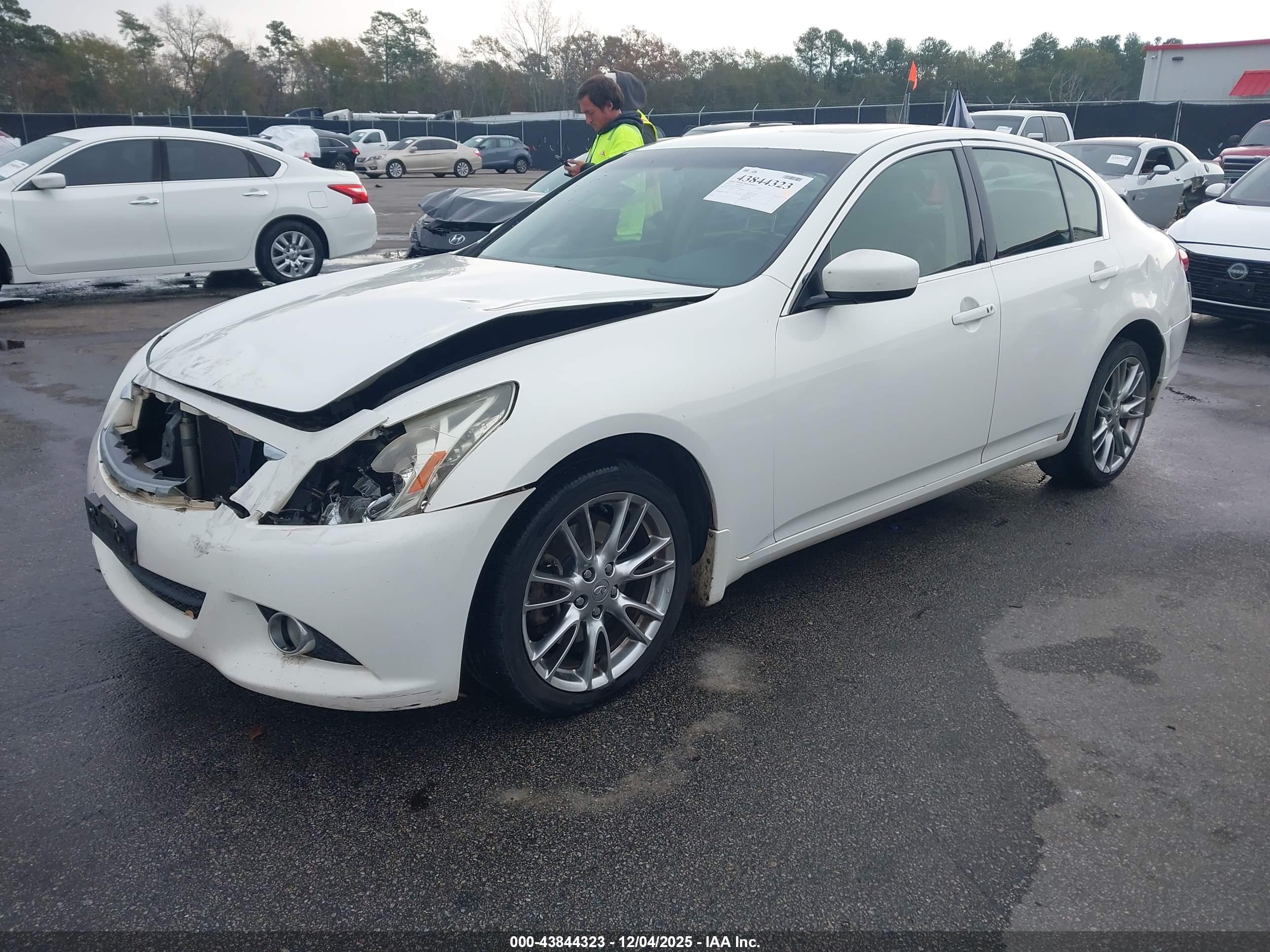 INFINITI G37X image 2