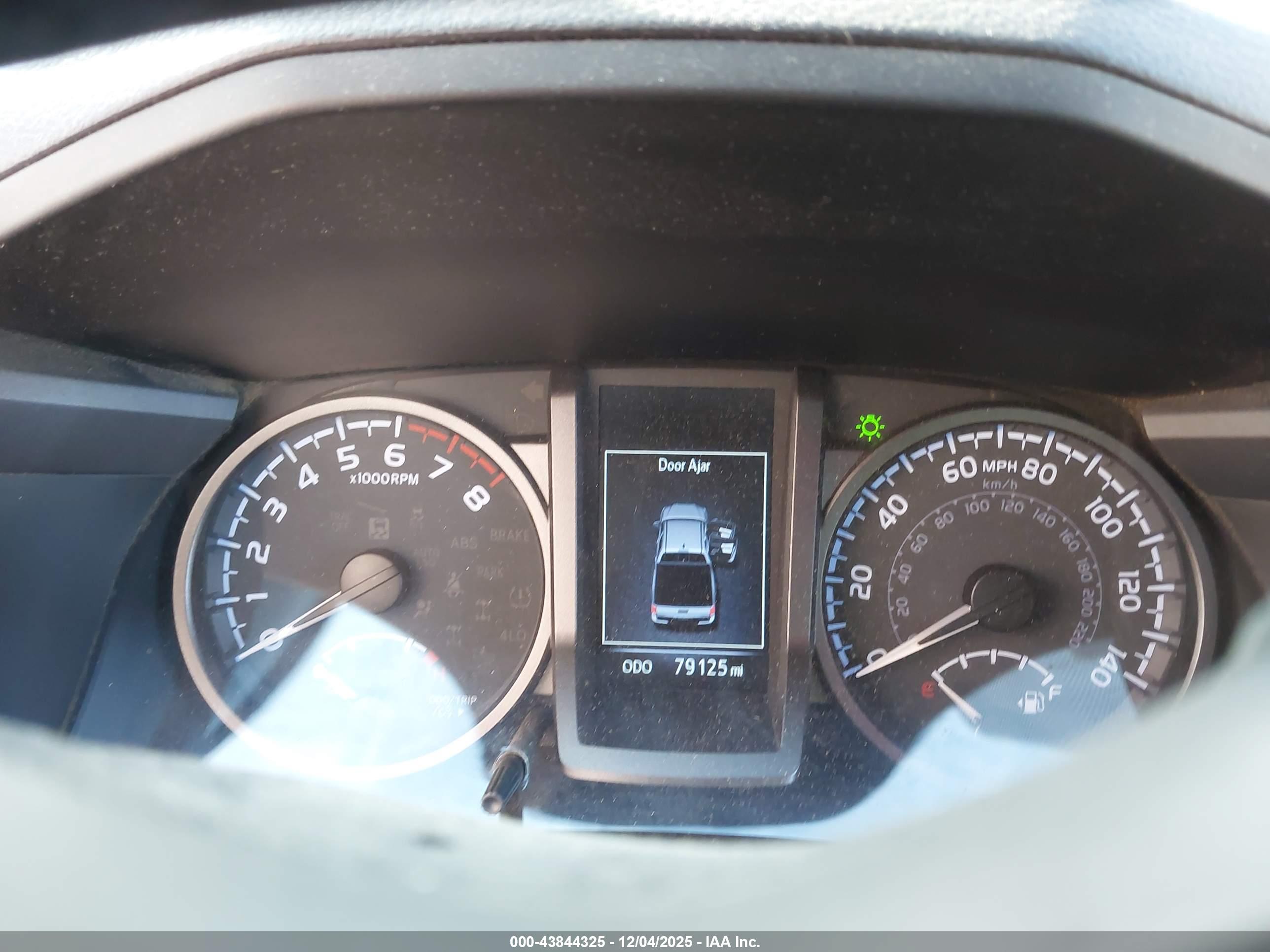 TOYOTA TACOMA image 7