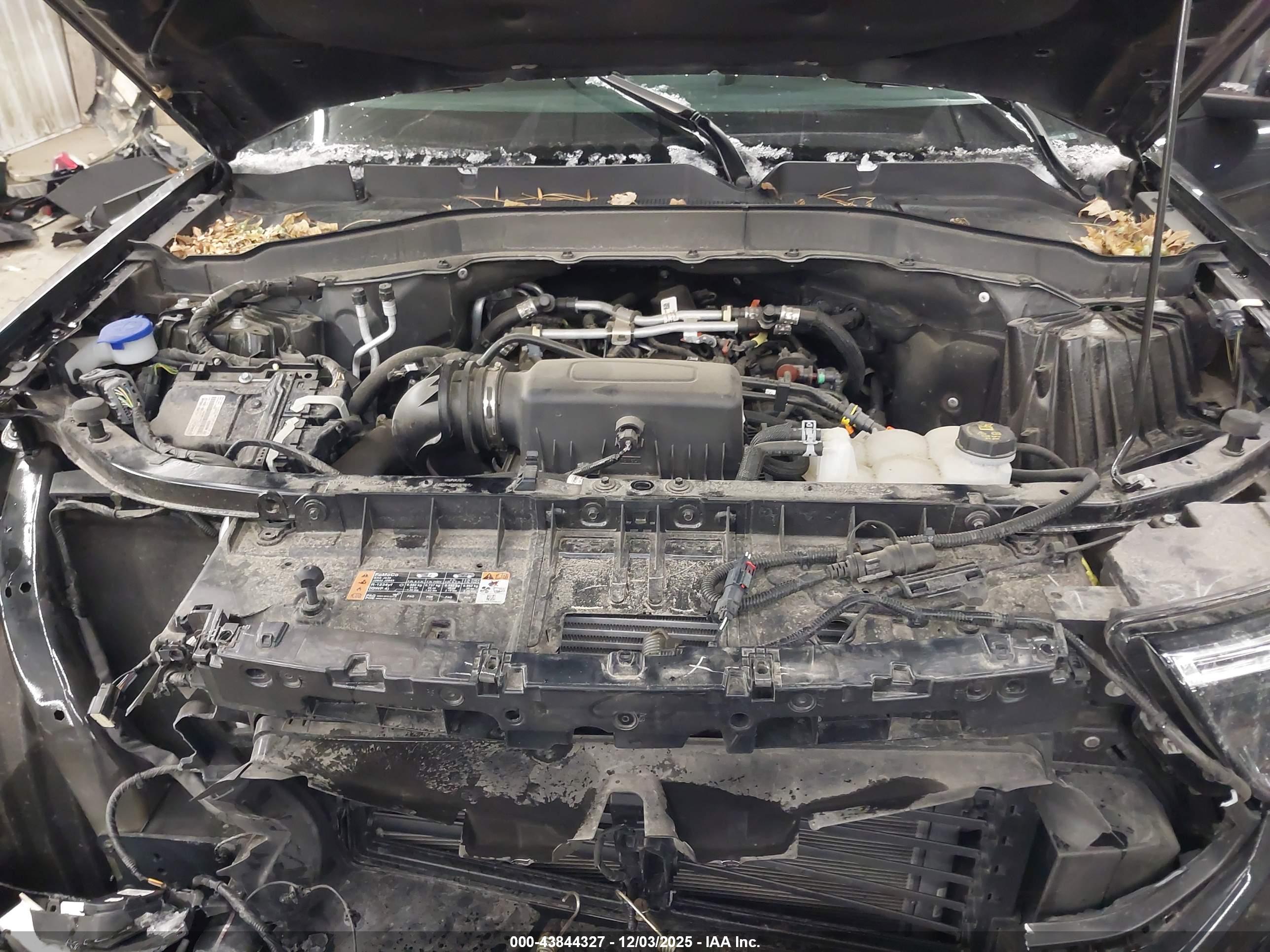 FORD EXPLORER image 10