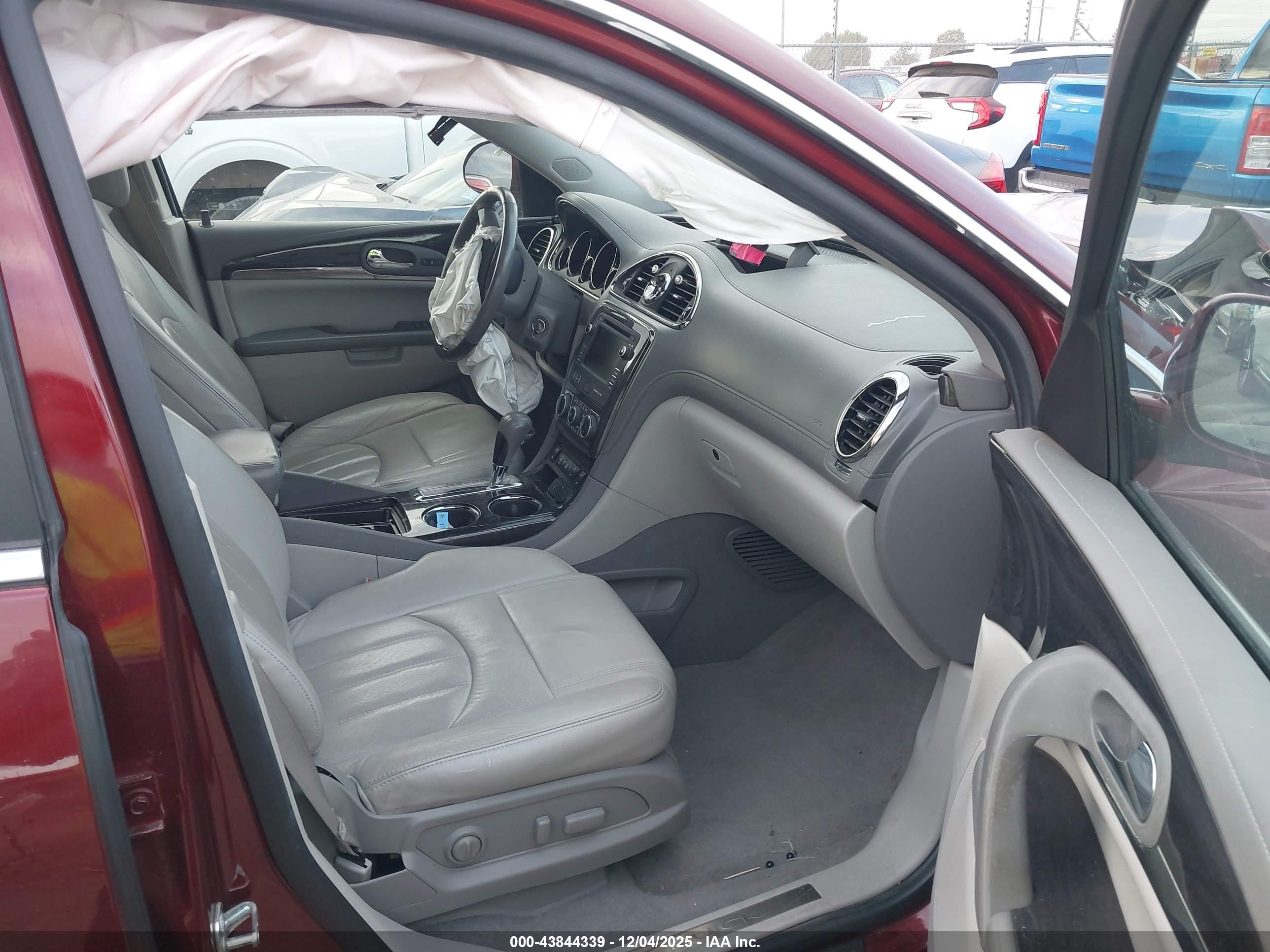 BUICK ENCLAVE image 5