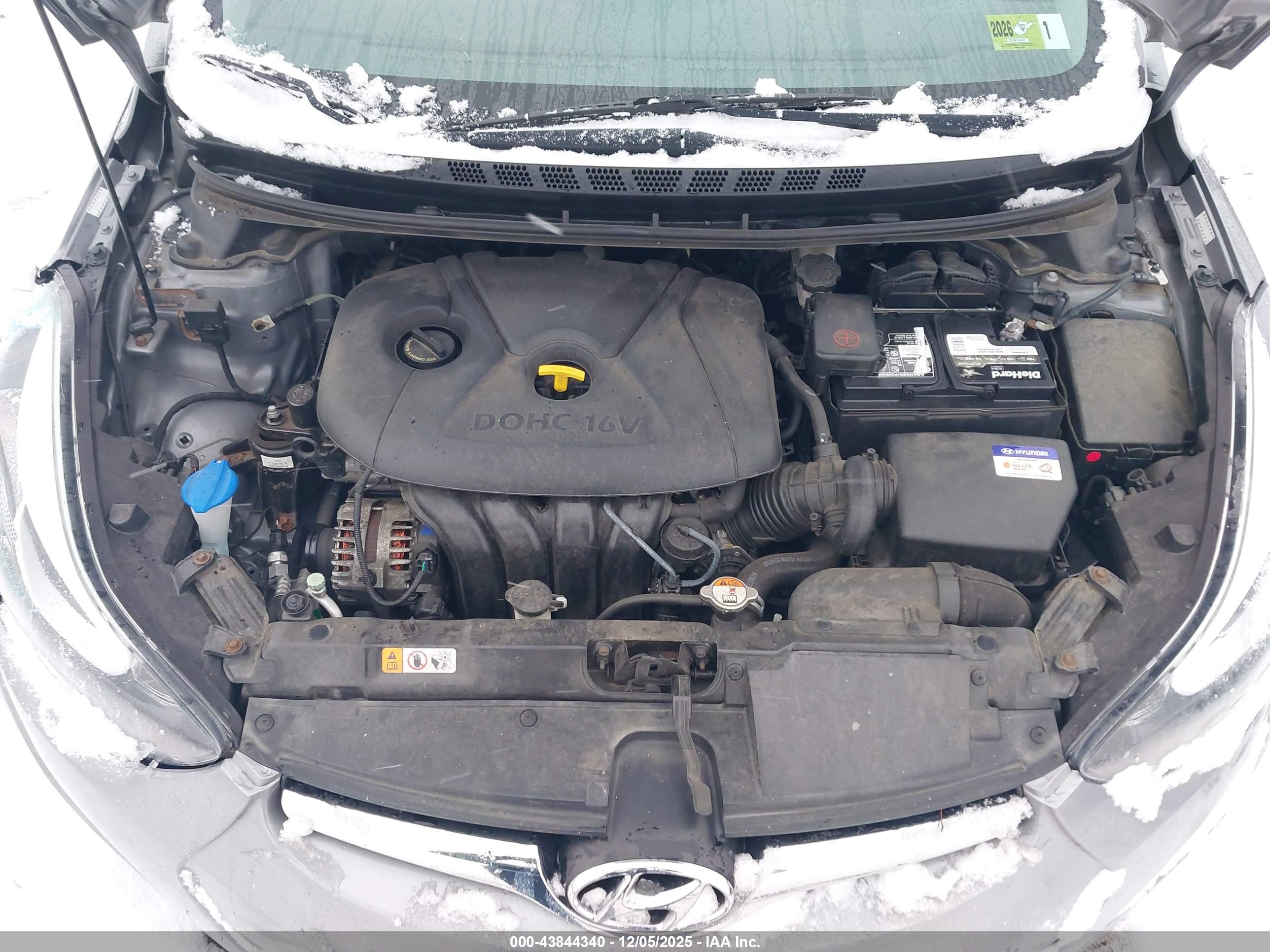 HYUNDAI ELANTRA image 10