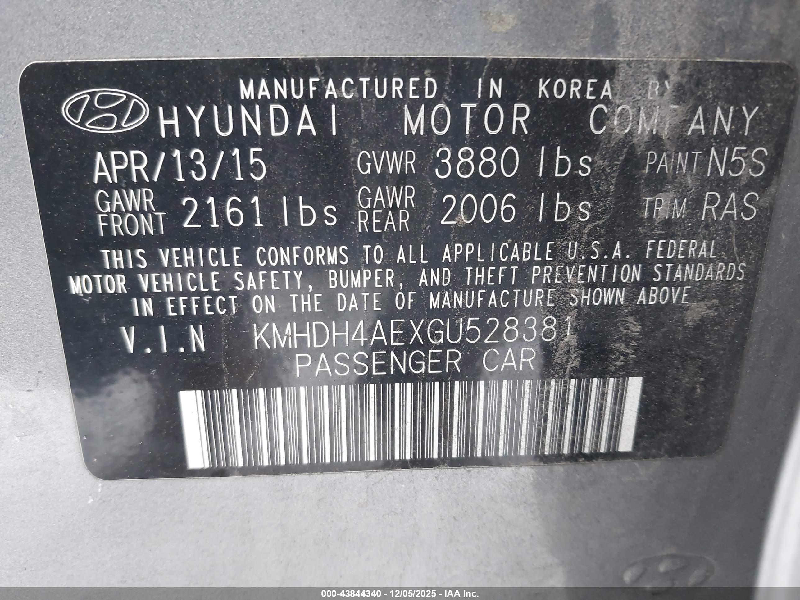 HYUNDAI ELANTRA image 9