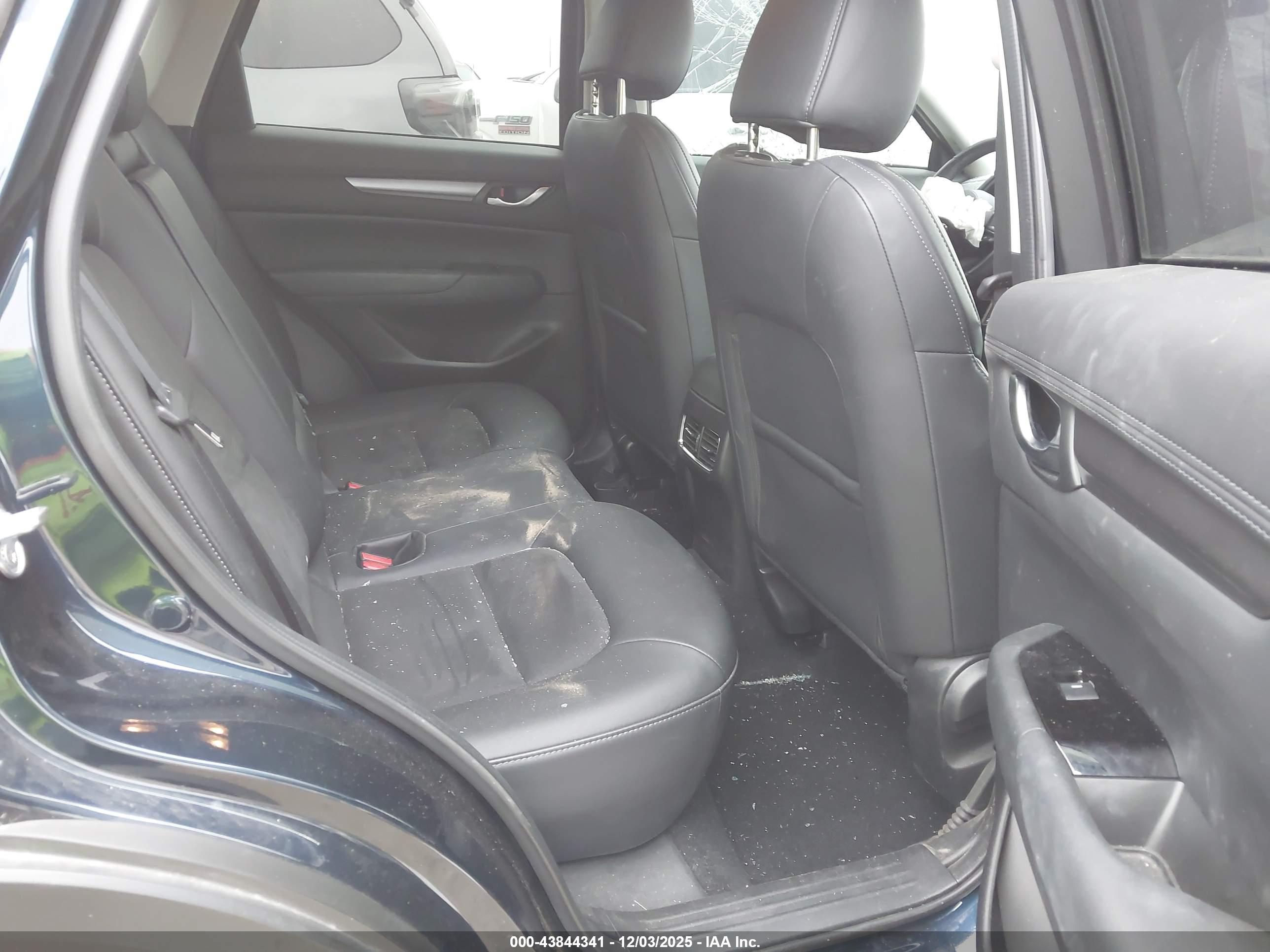 MAZDA CX-5 image 8