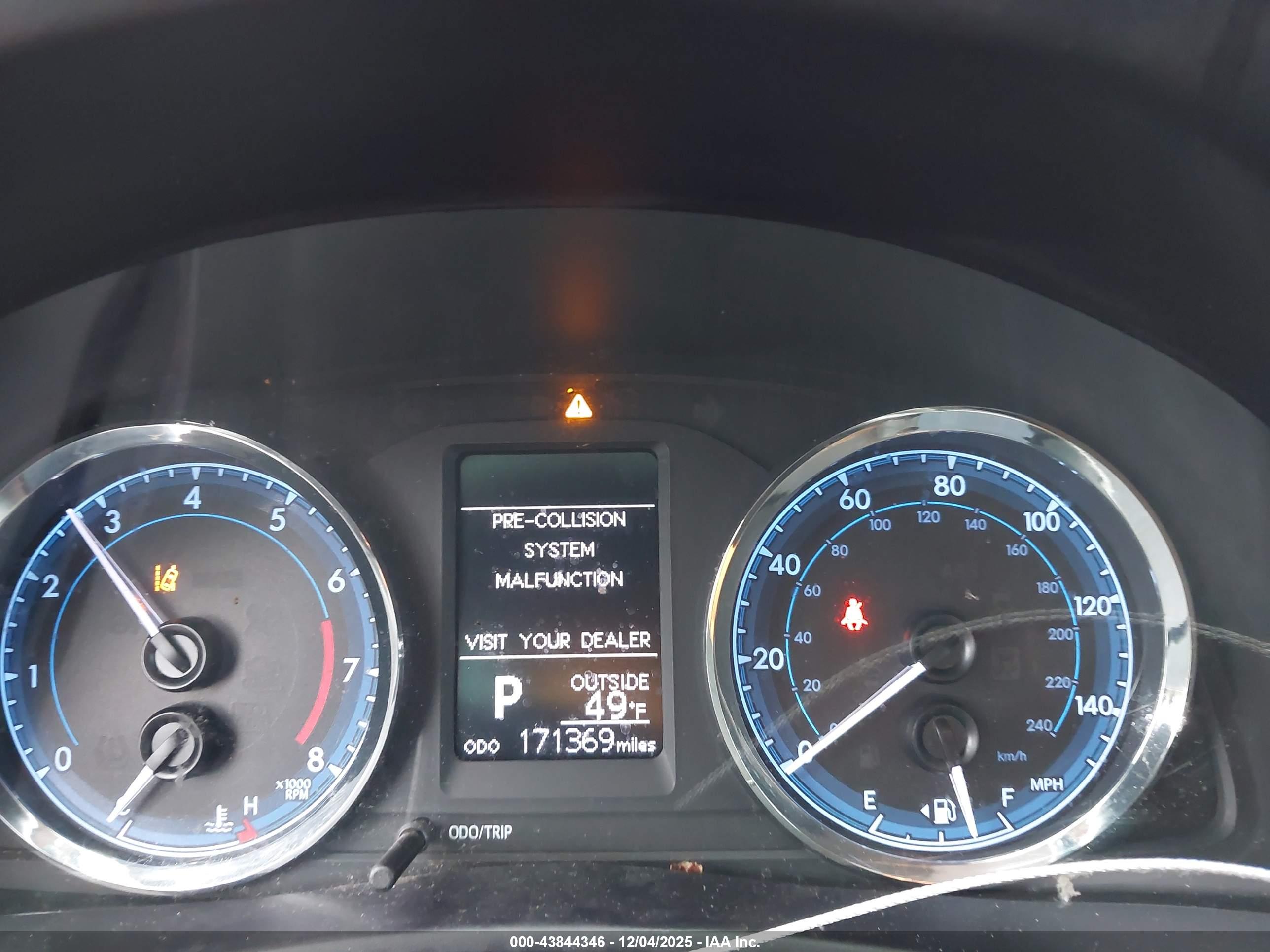 TOYOTA COROLLA image 7