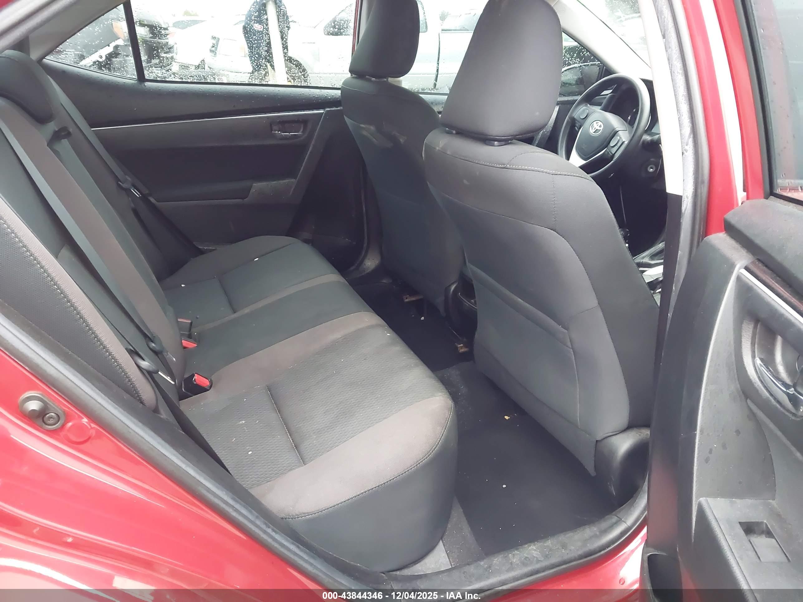 TOYOTA COROLLA image 8
