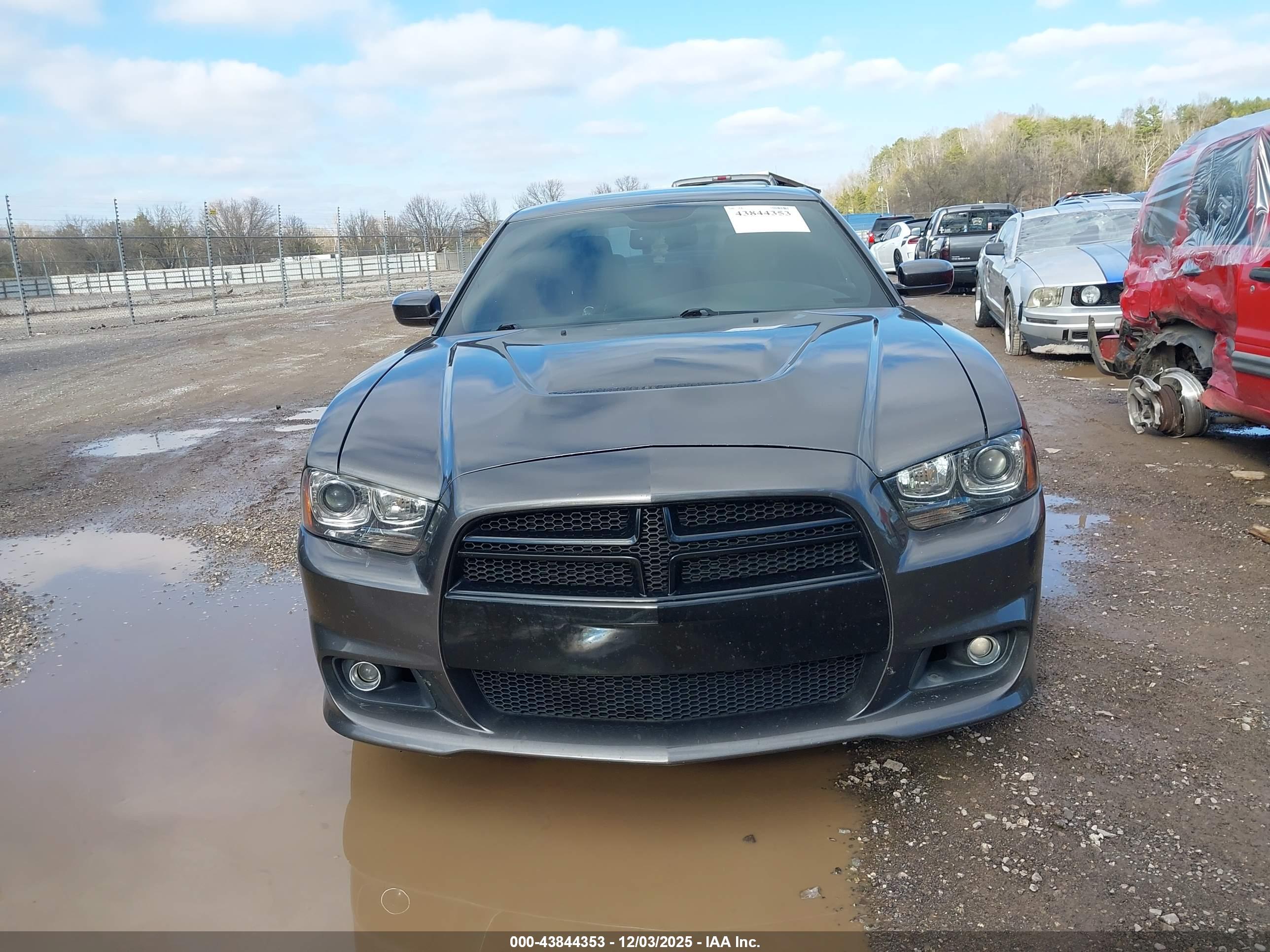 DODGE CHARGER image 6