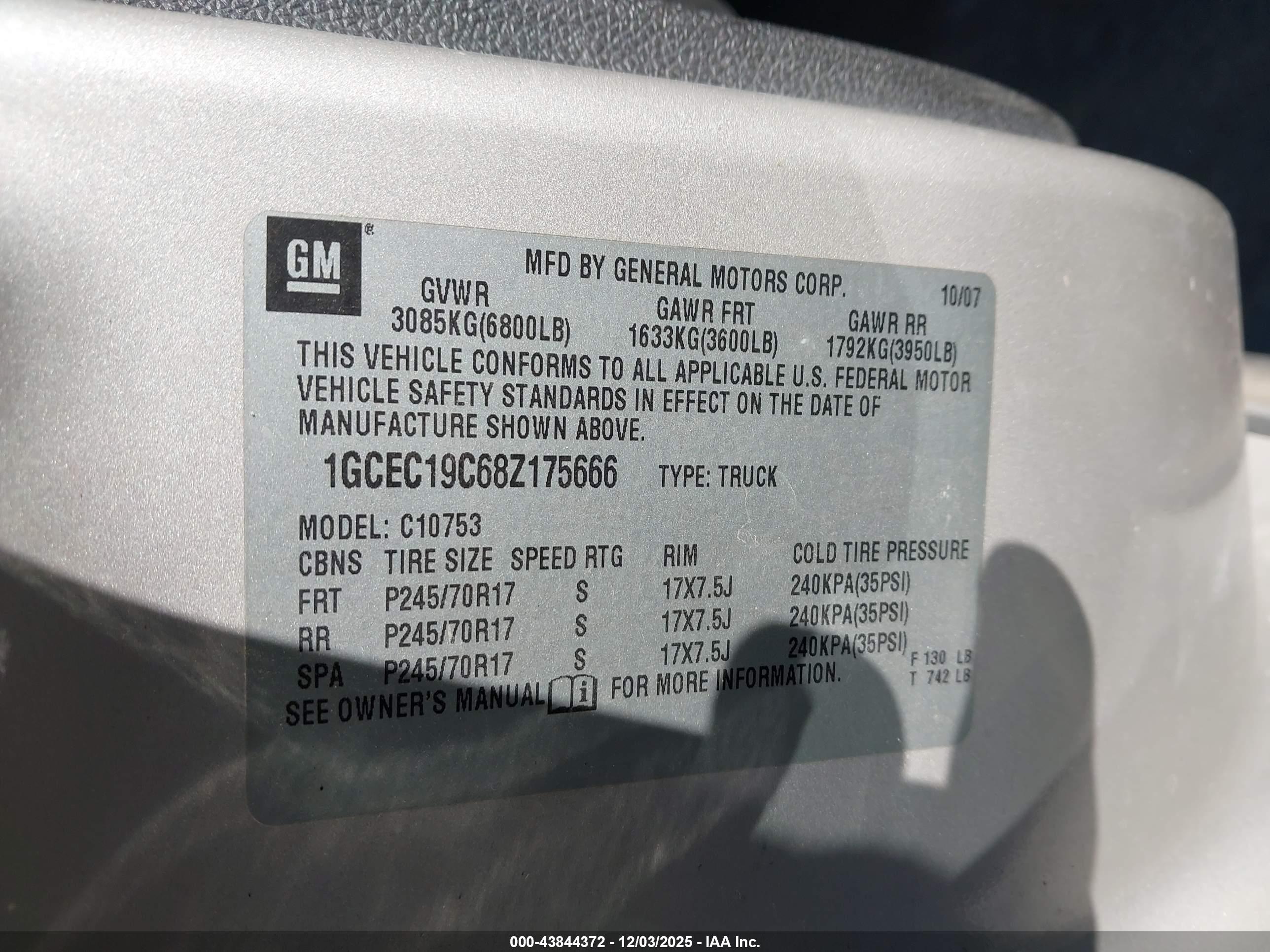 CHEVROLET SILVERADO image 9