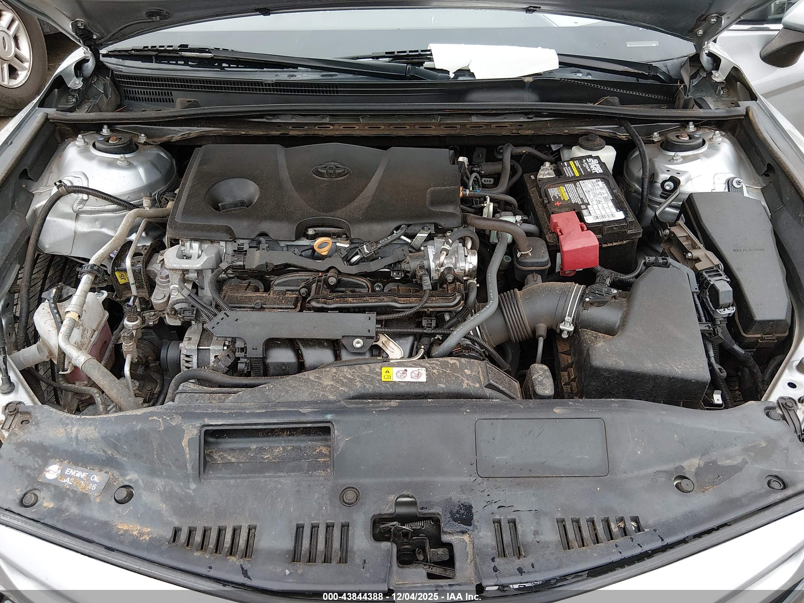 TOYOTA CAMRY image 10