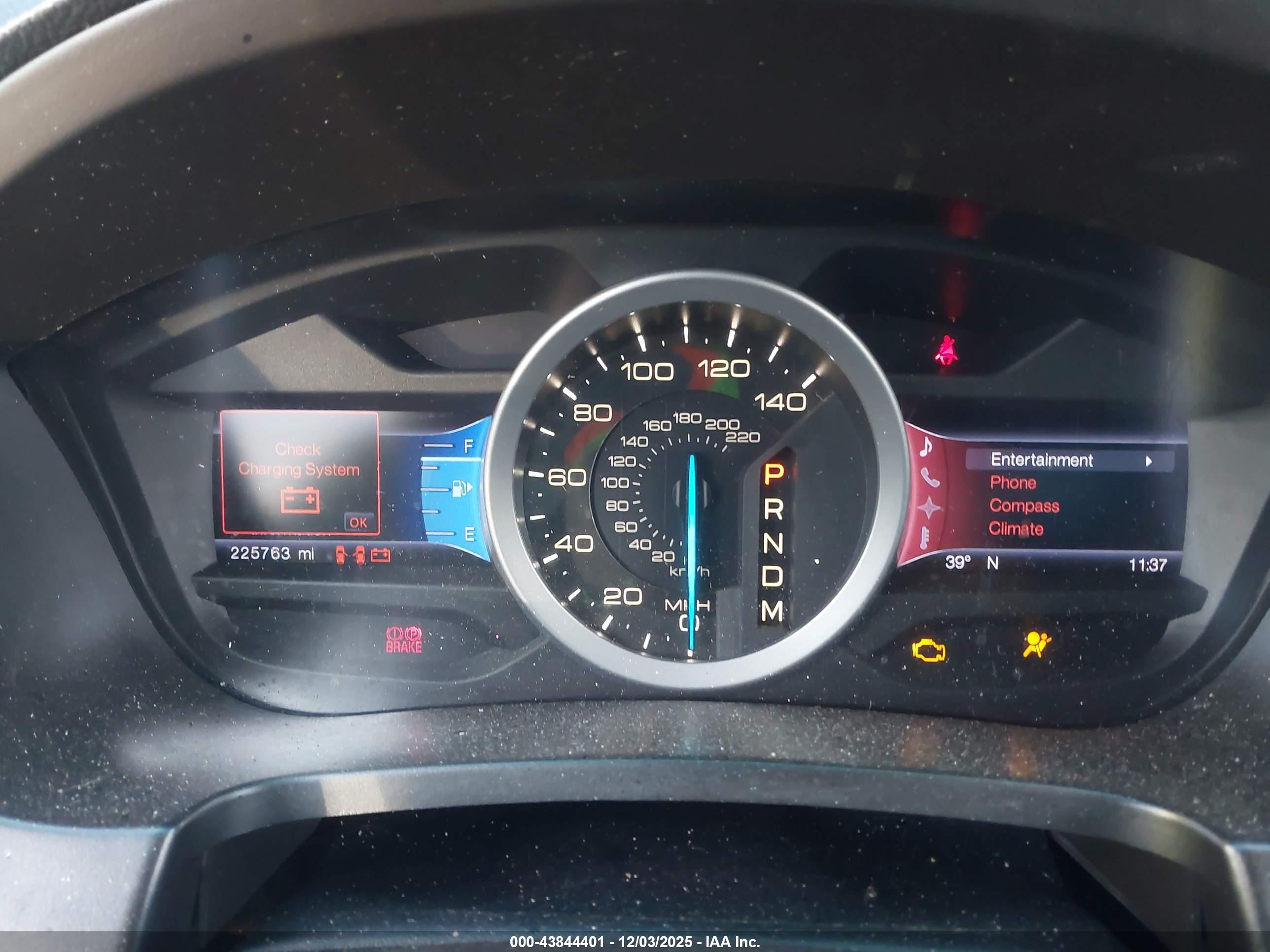 FORD EXPLORER image 7
