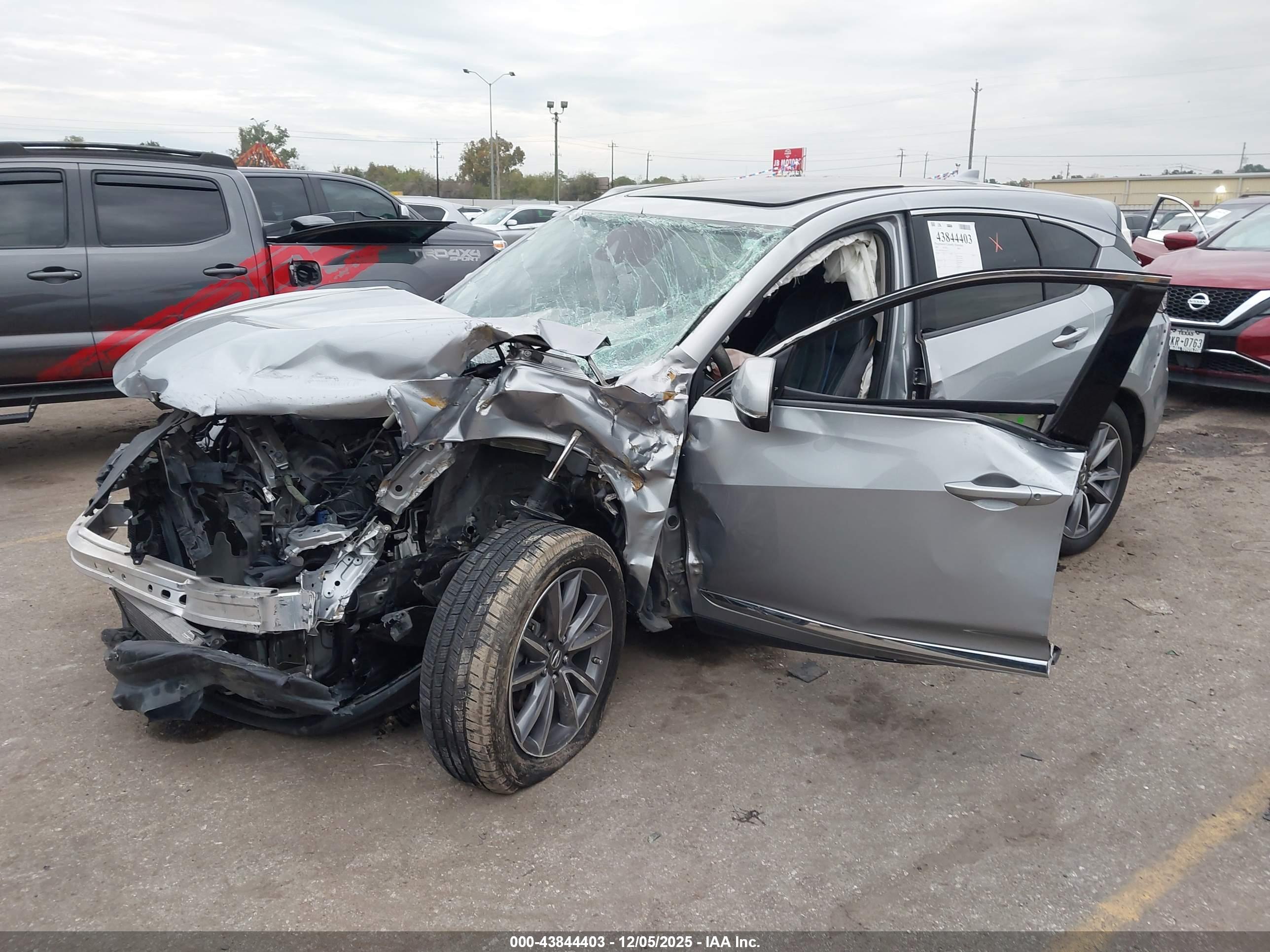 ACURA RDX image 2