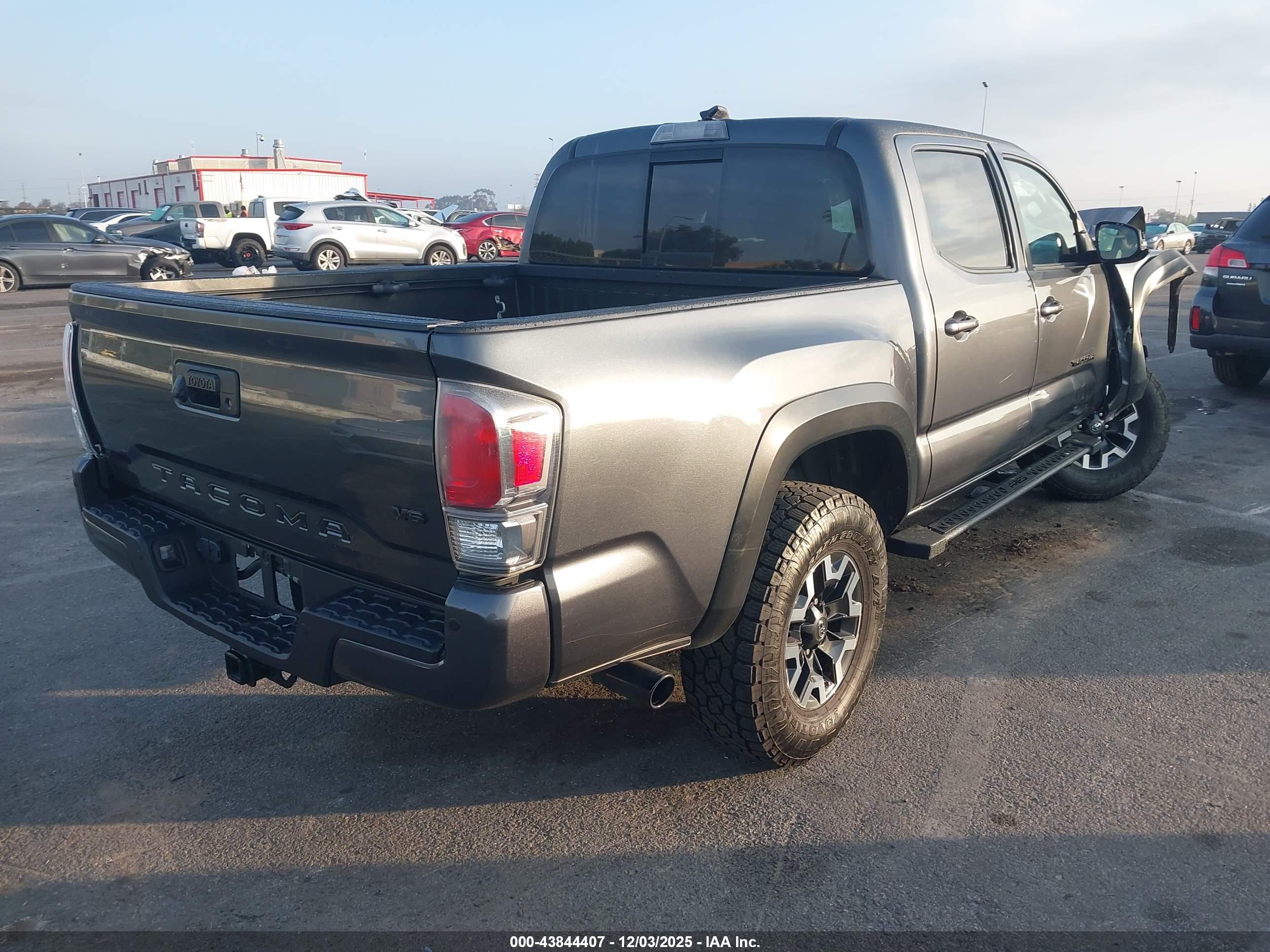 TOYOTA TACOMA image 4
