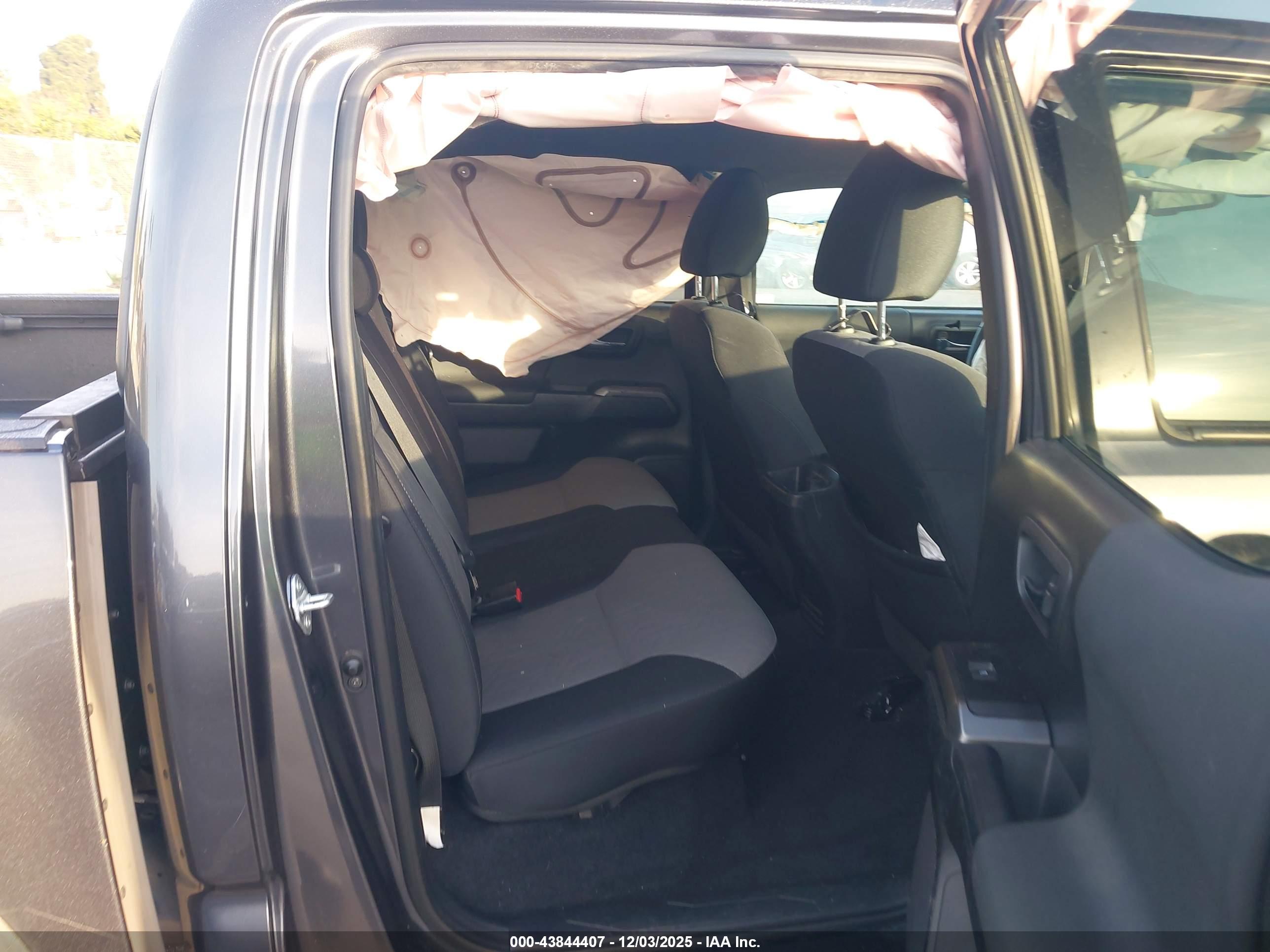 TOYOTA TACOMA image 8