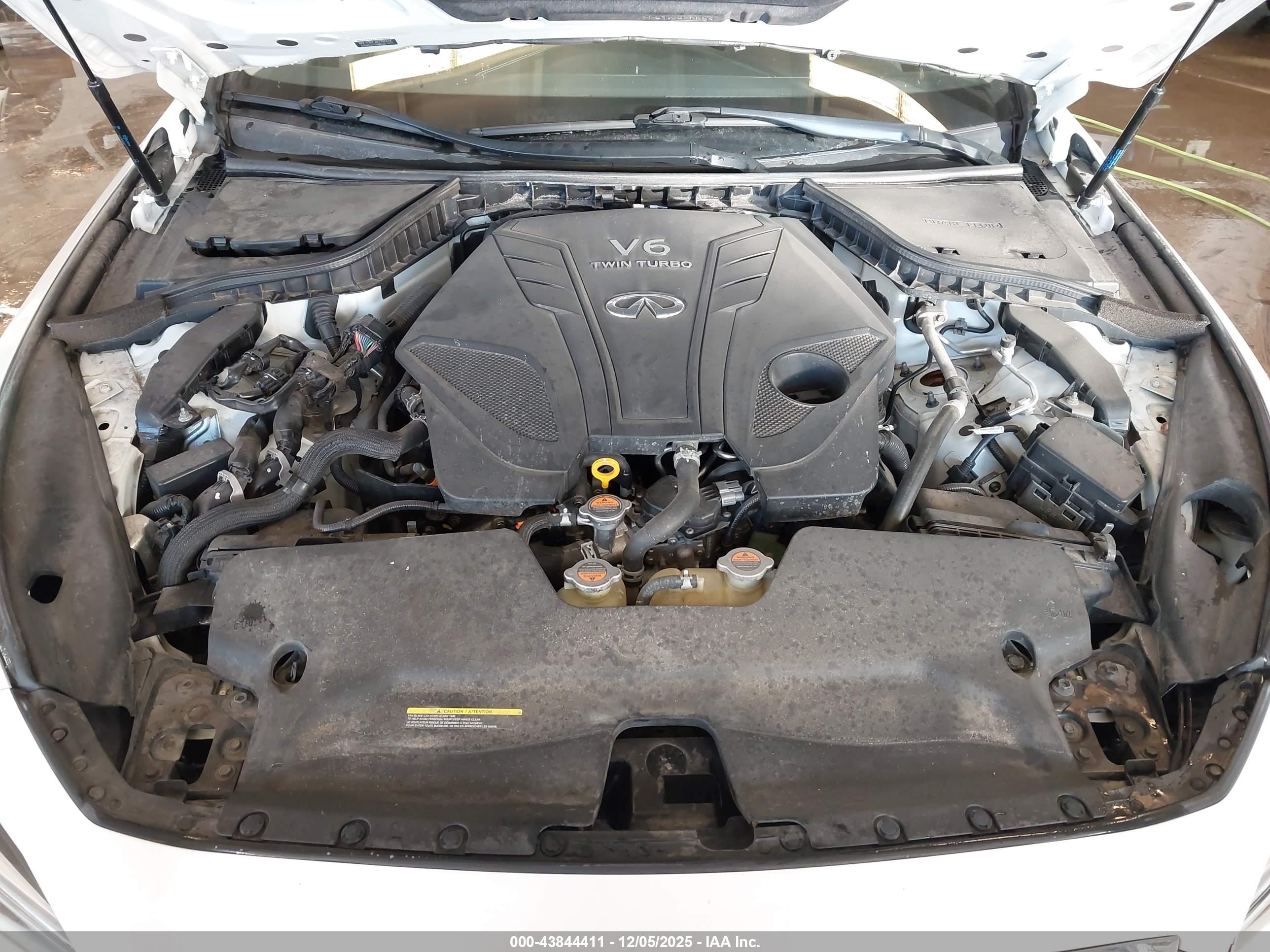 INFINITI Q50 image 10