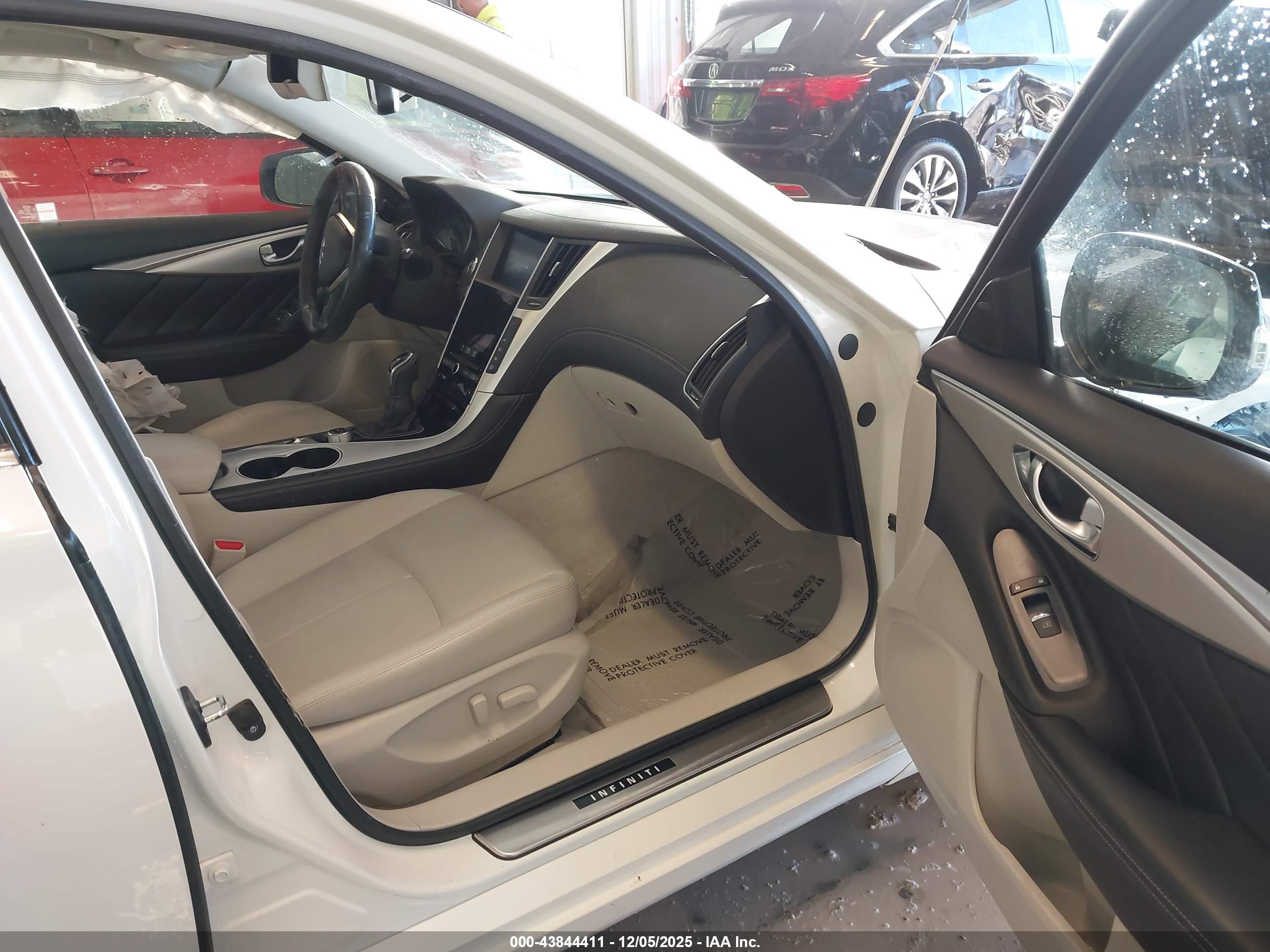 INFINITI Q50 image 5