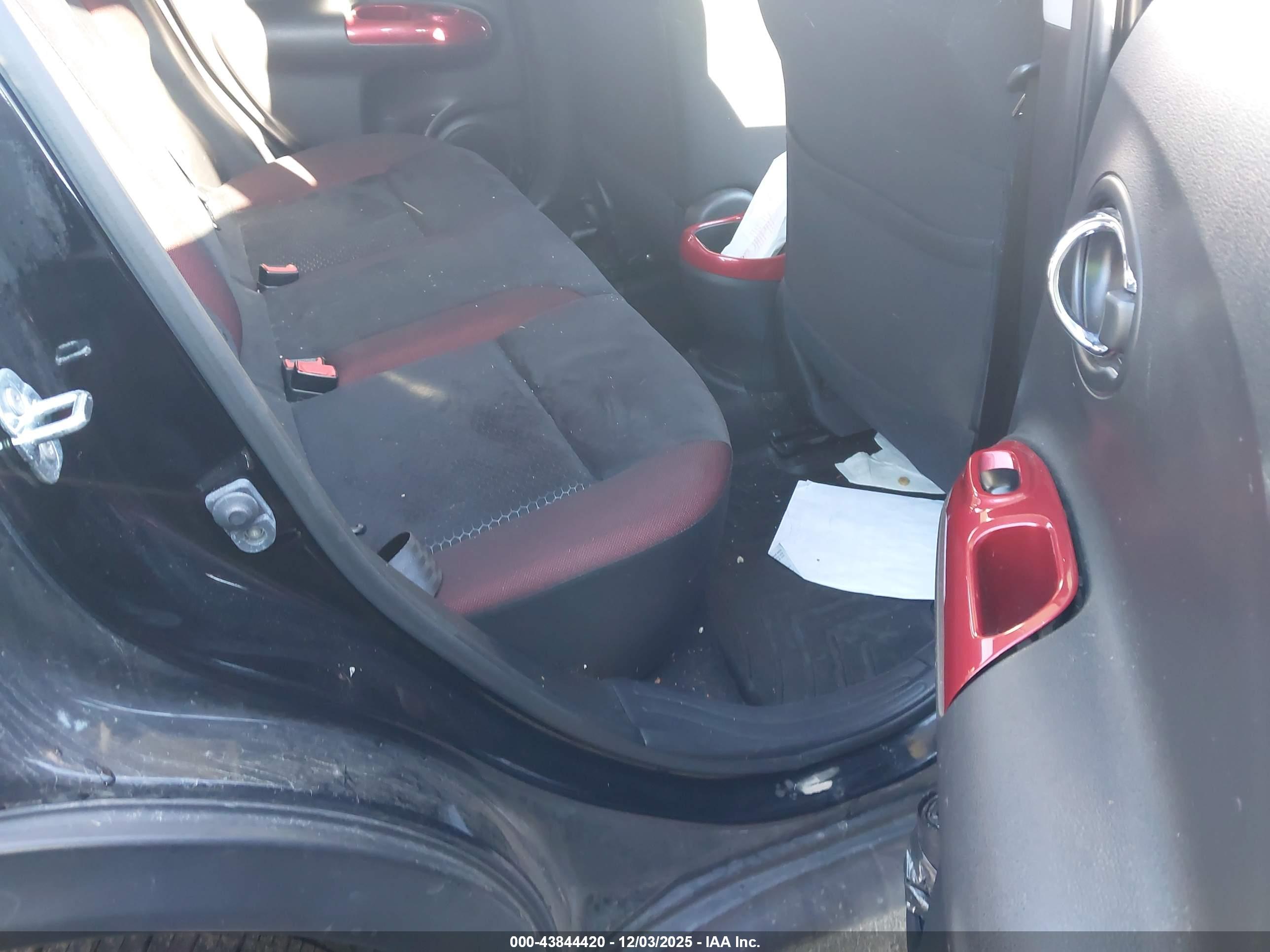 NISSAN JUKE image 8