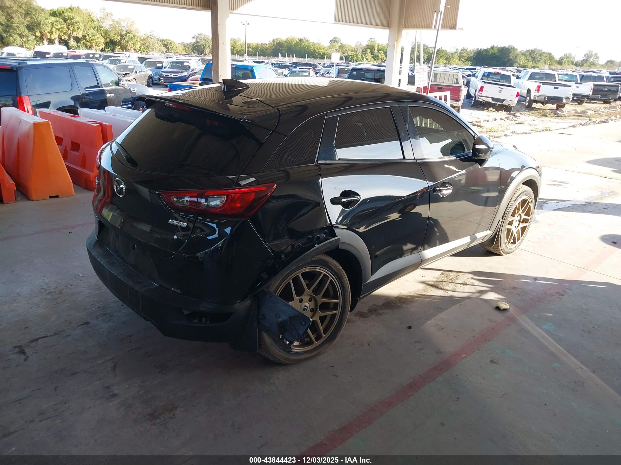 MAZDA CX-3 image 4