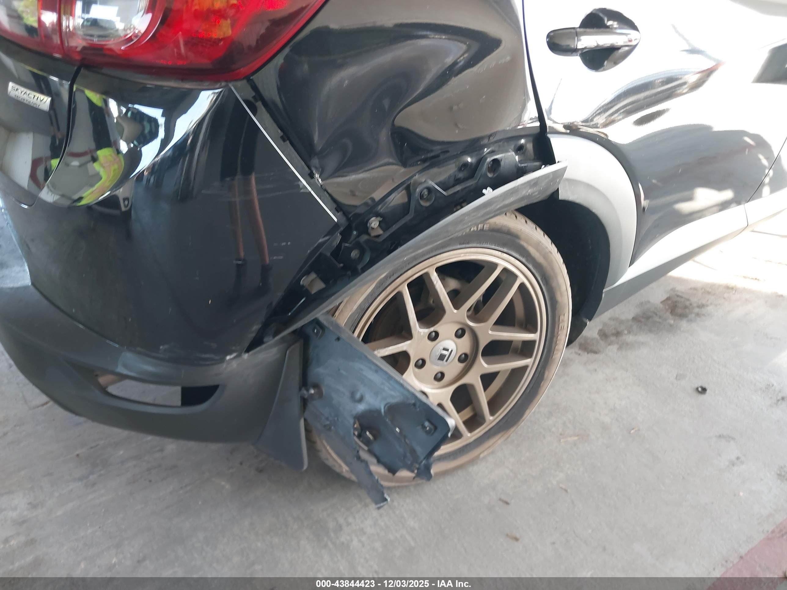 MAZDA CX-3 image 6