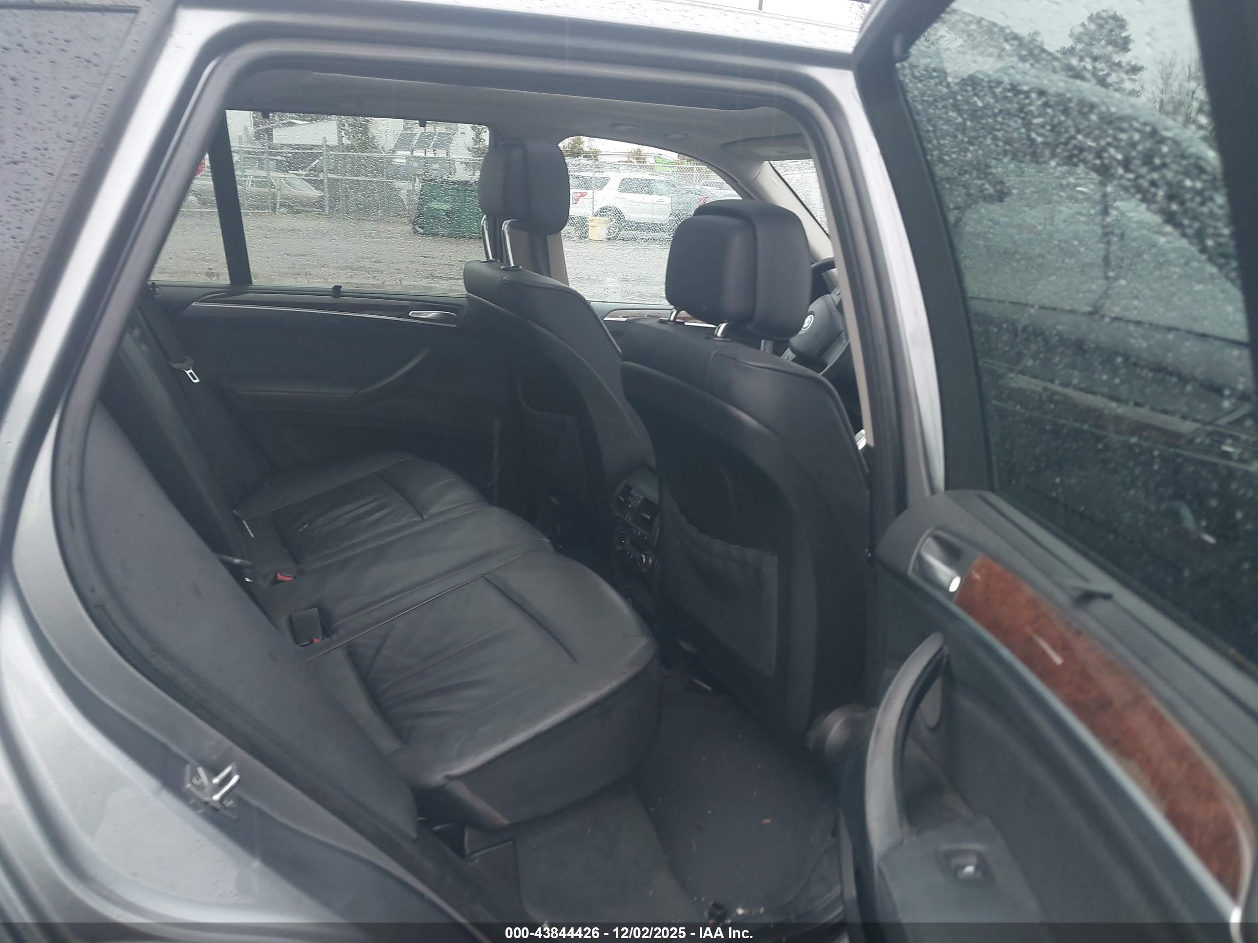BMW X5 image 8