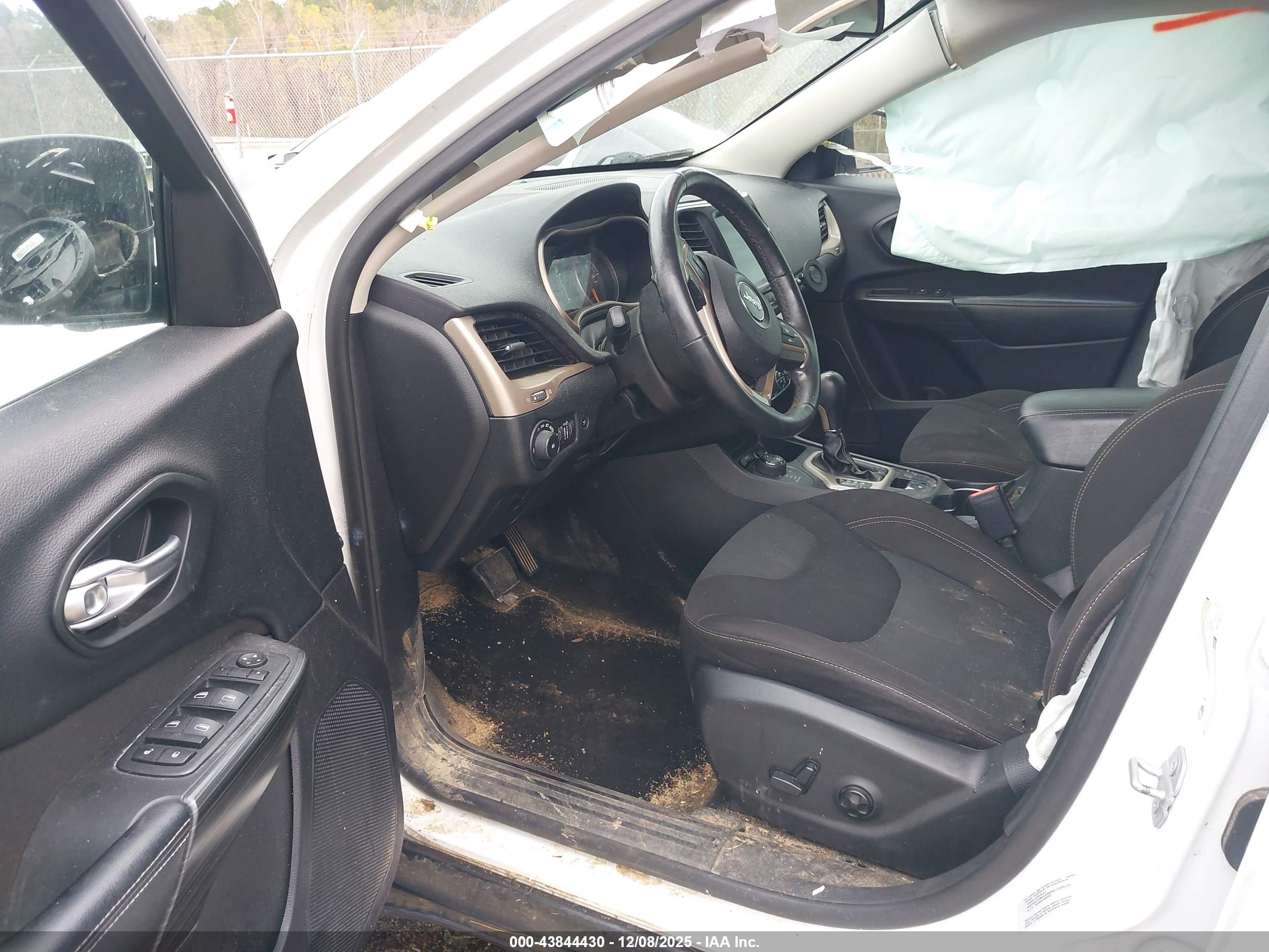 JEEP CHEROKEE image 5