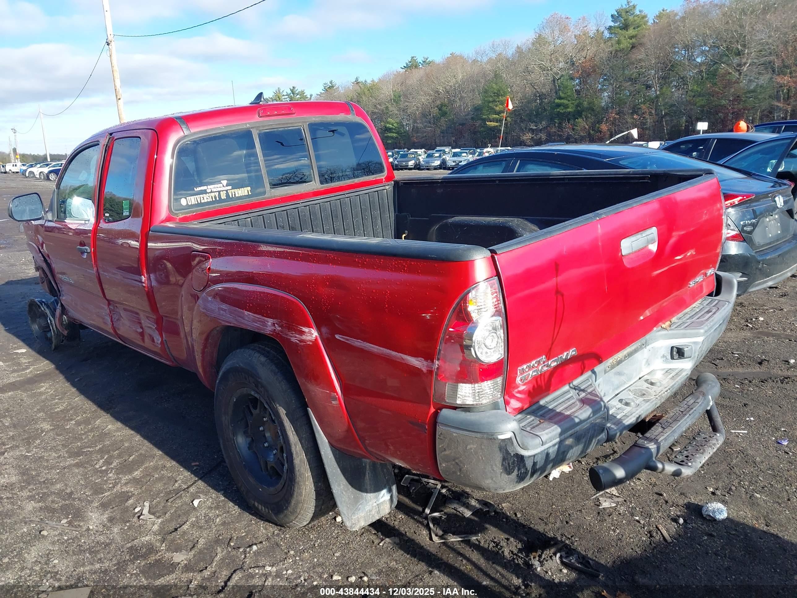 TOYOTA TACOMA image 3