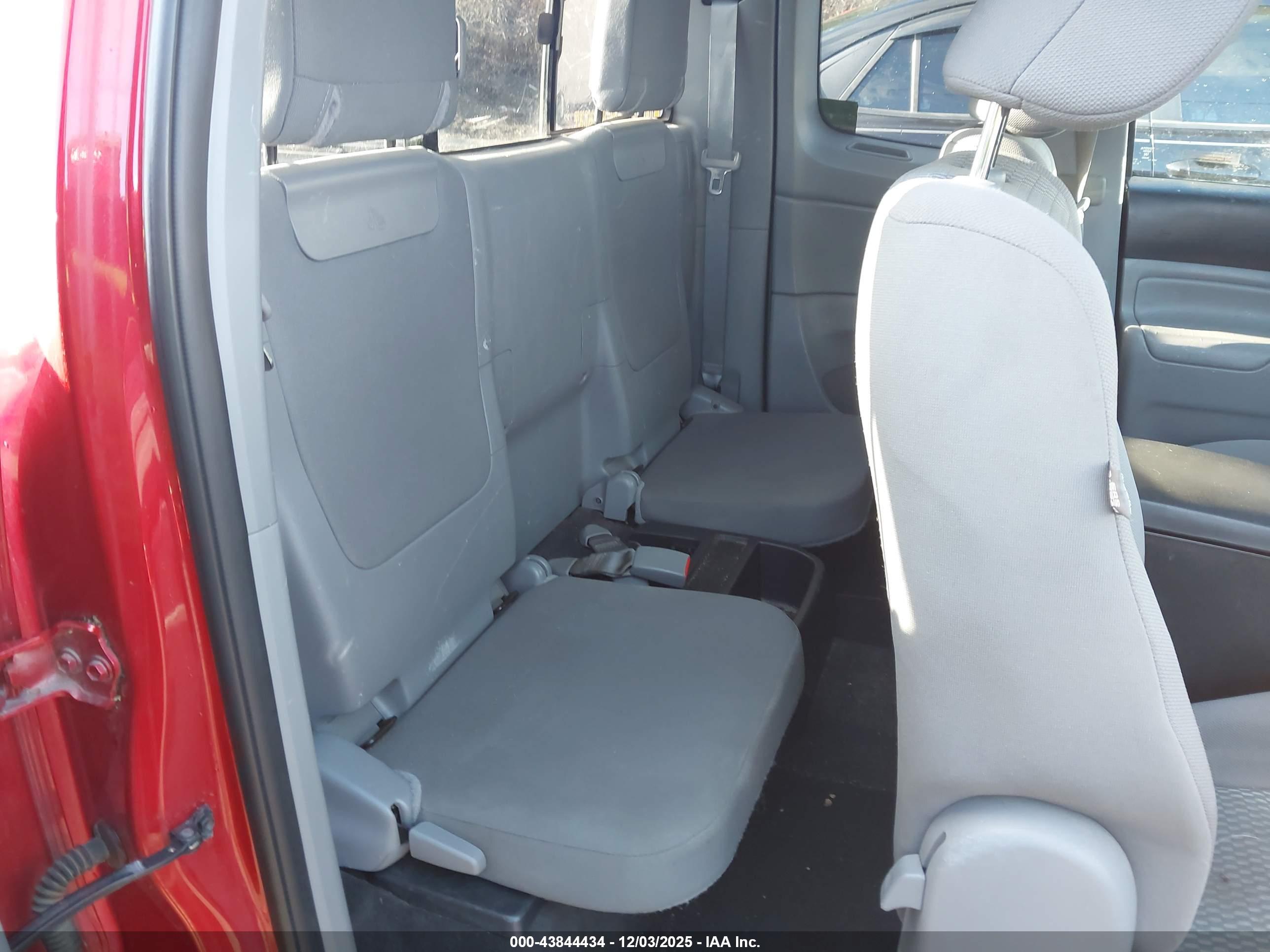 TOYOTA TACOMA image 8