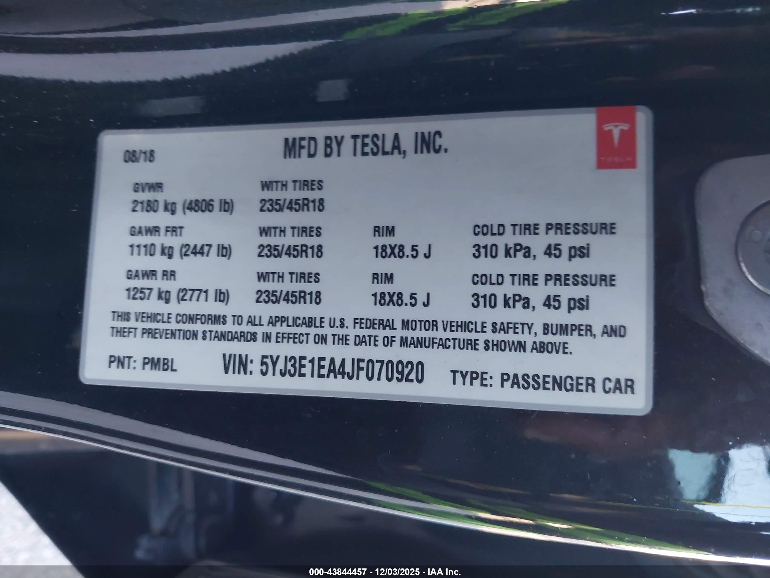 TESLA MODEL image 9