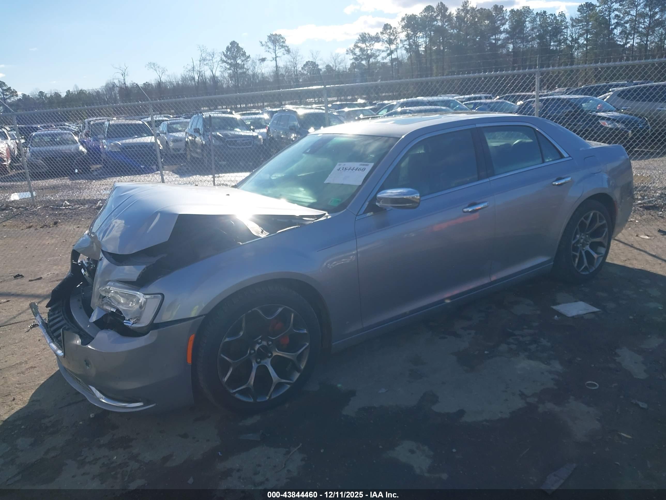 CHRYSLER 300C image 2