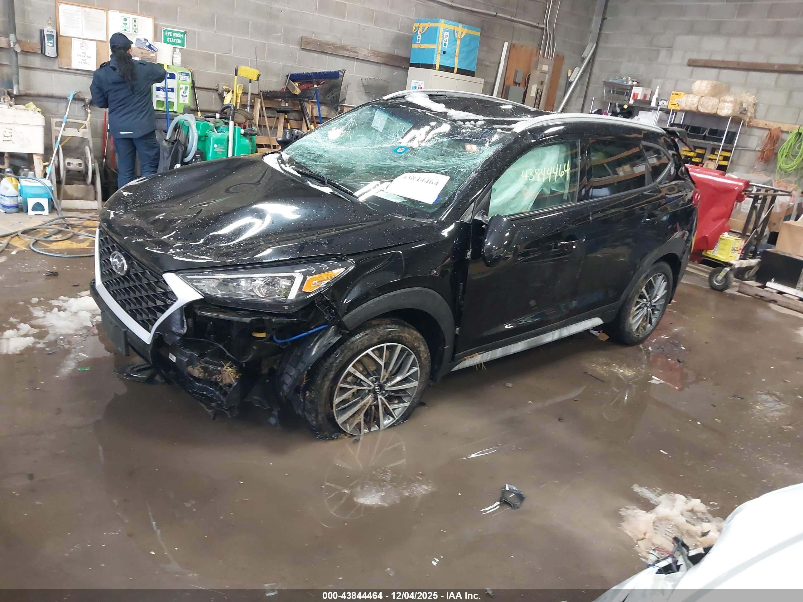 HYUNDAI TUCSON image 2