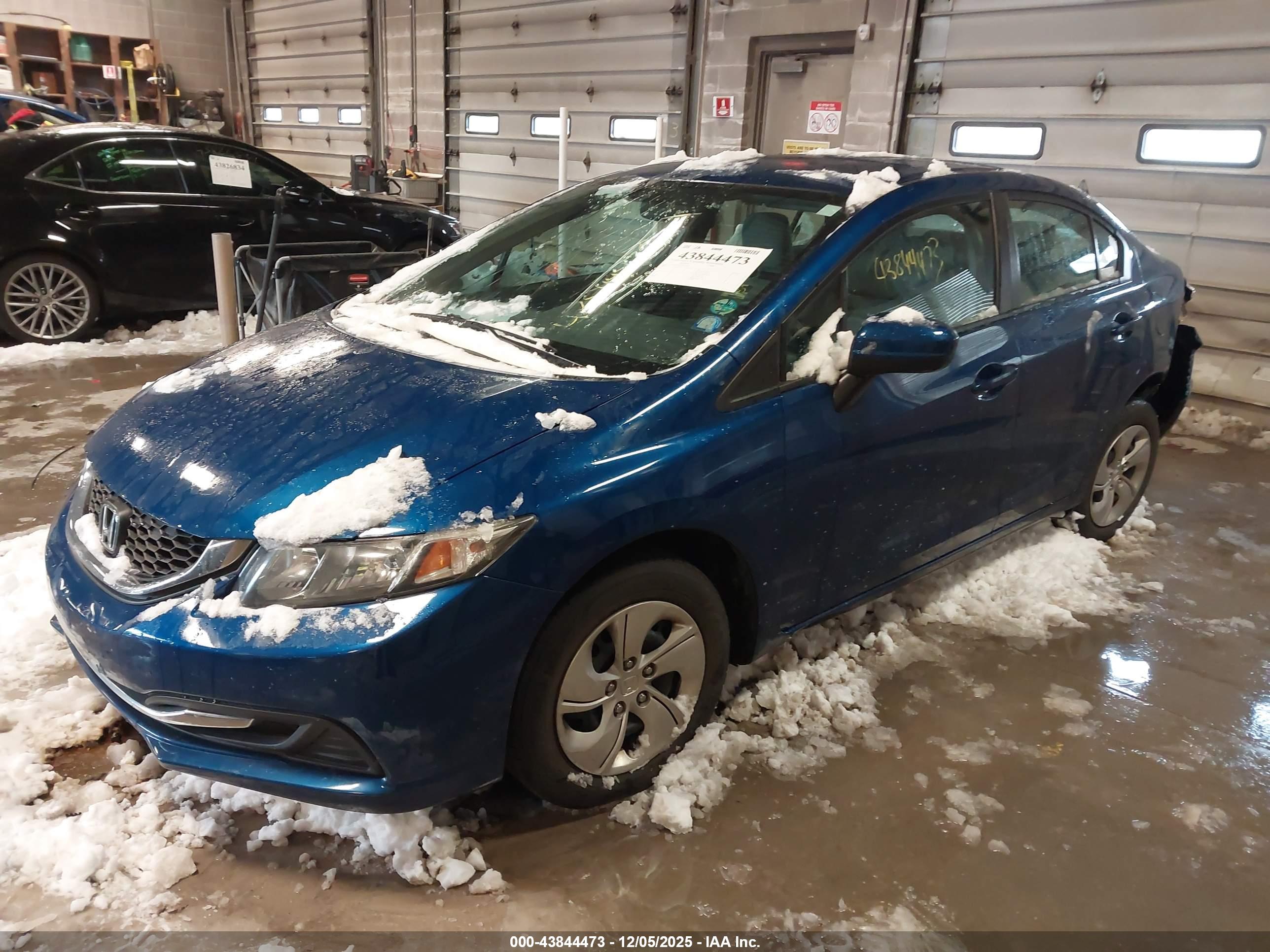 HONDA CIVIC image 2