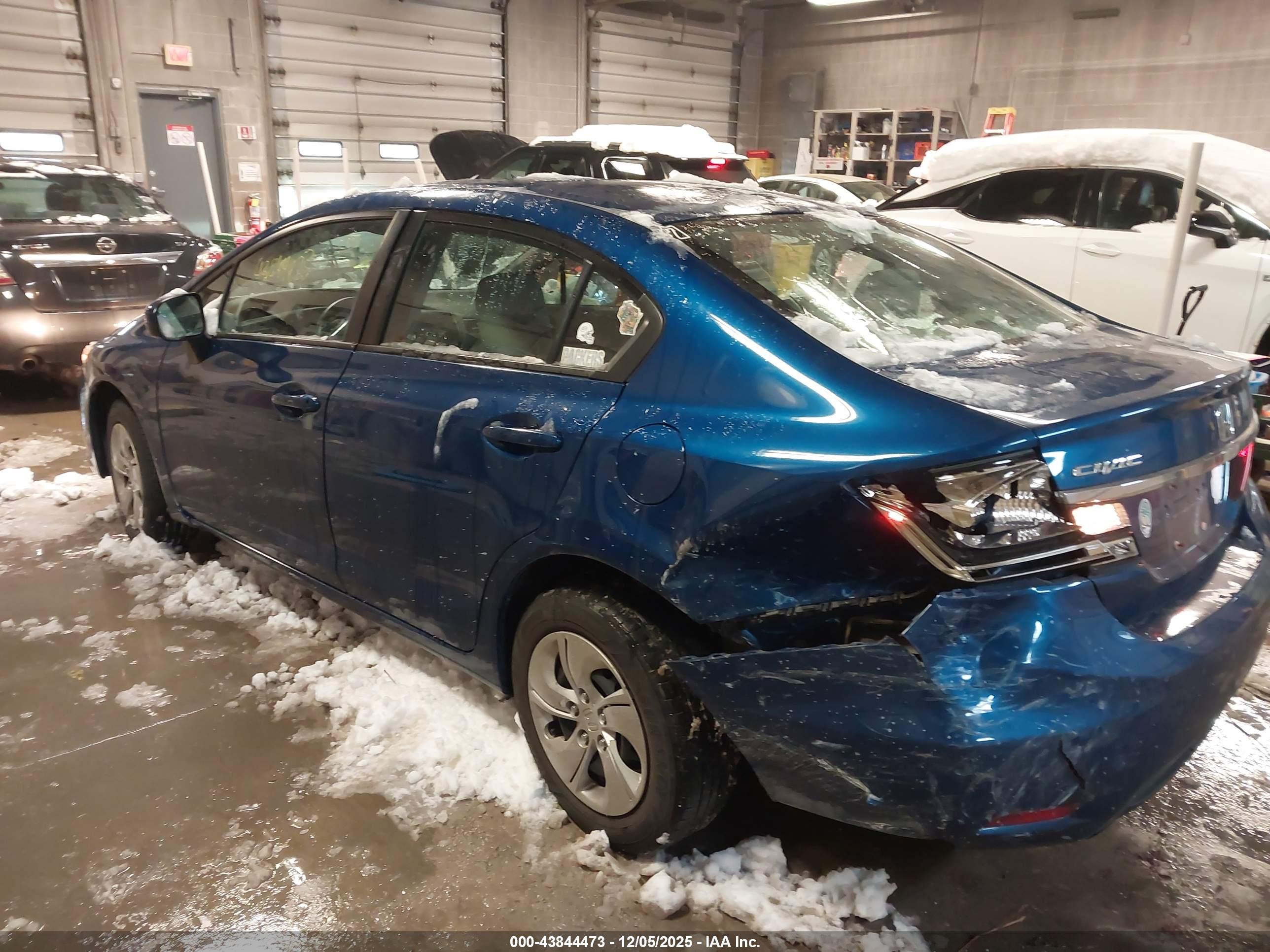 HONDA CIVIC image 3