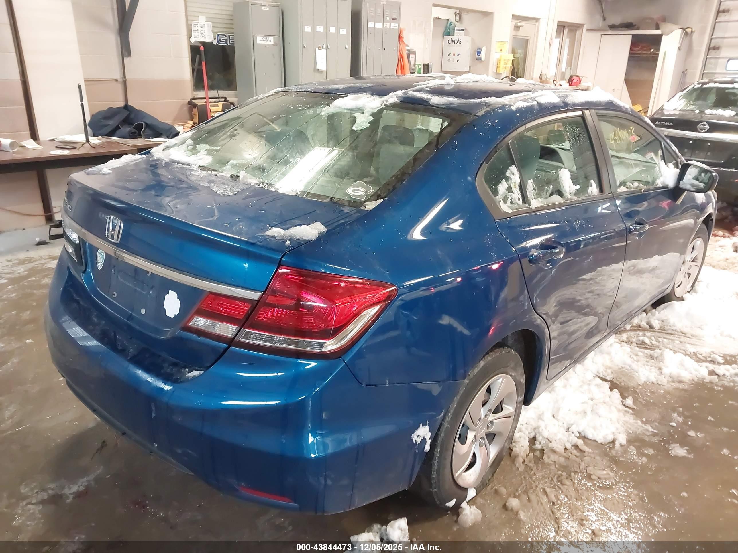 HONDA CIVIC image 4