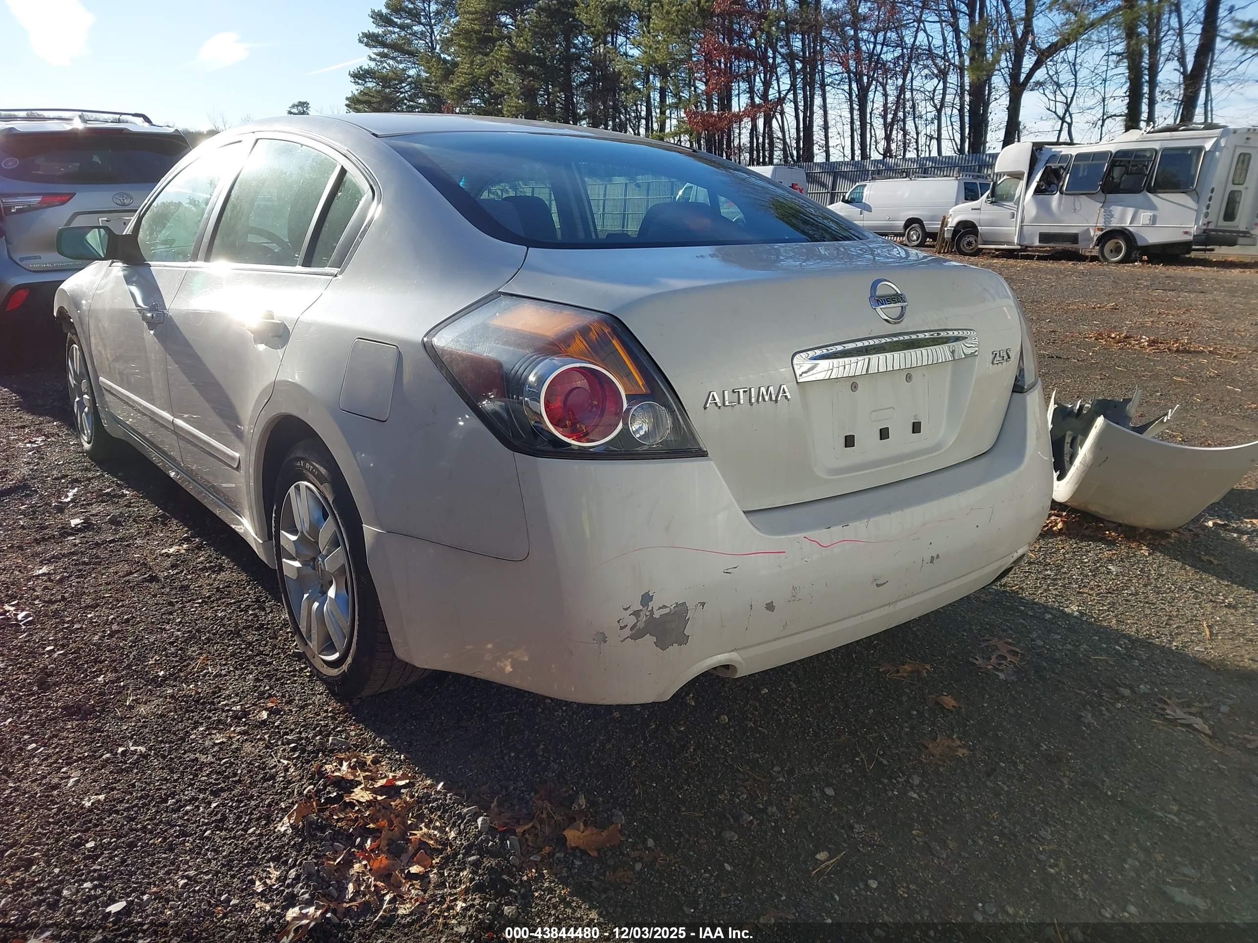 NISSAN ALTIMA image 3