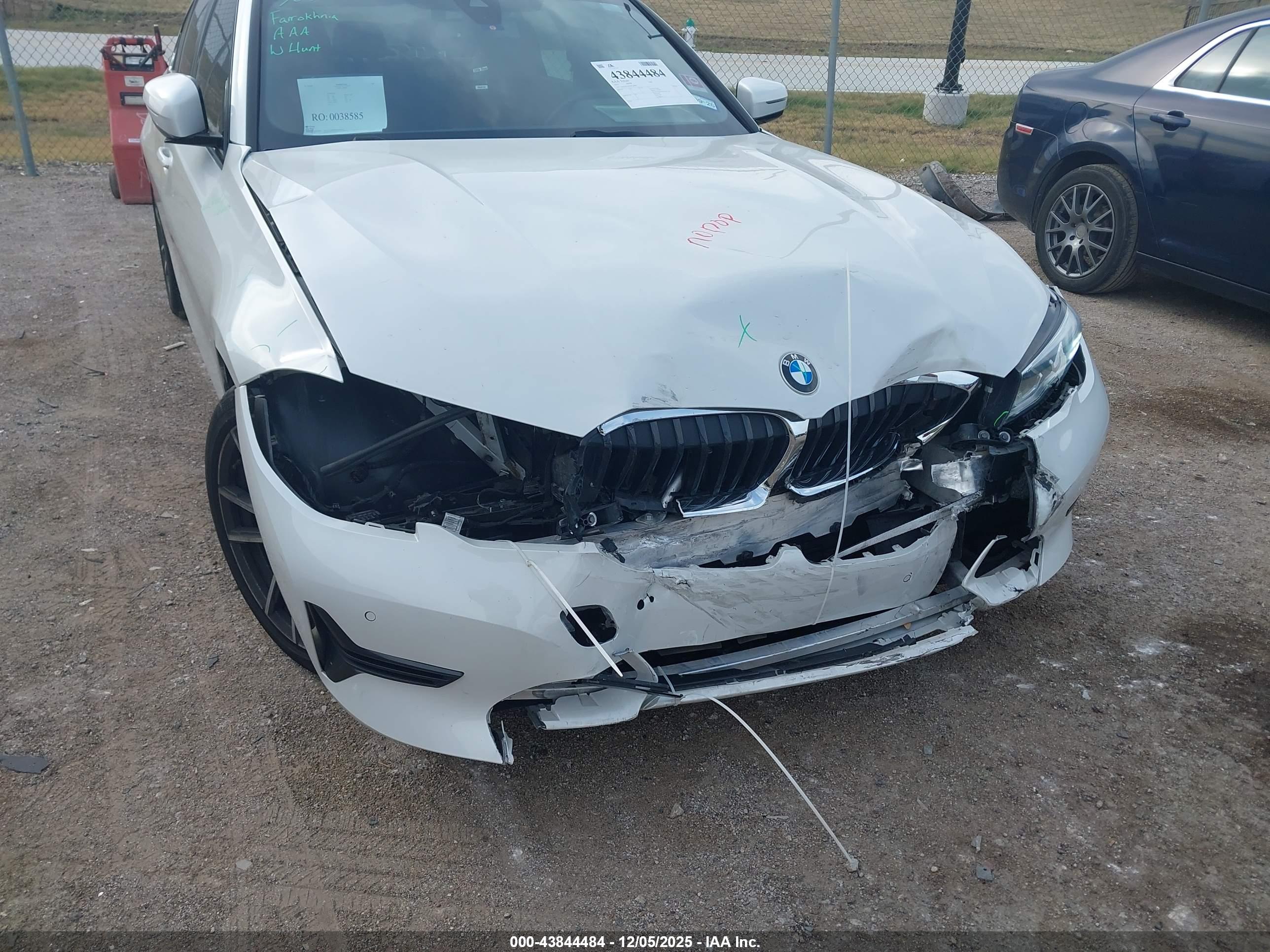 BMW 330I image 6