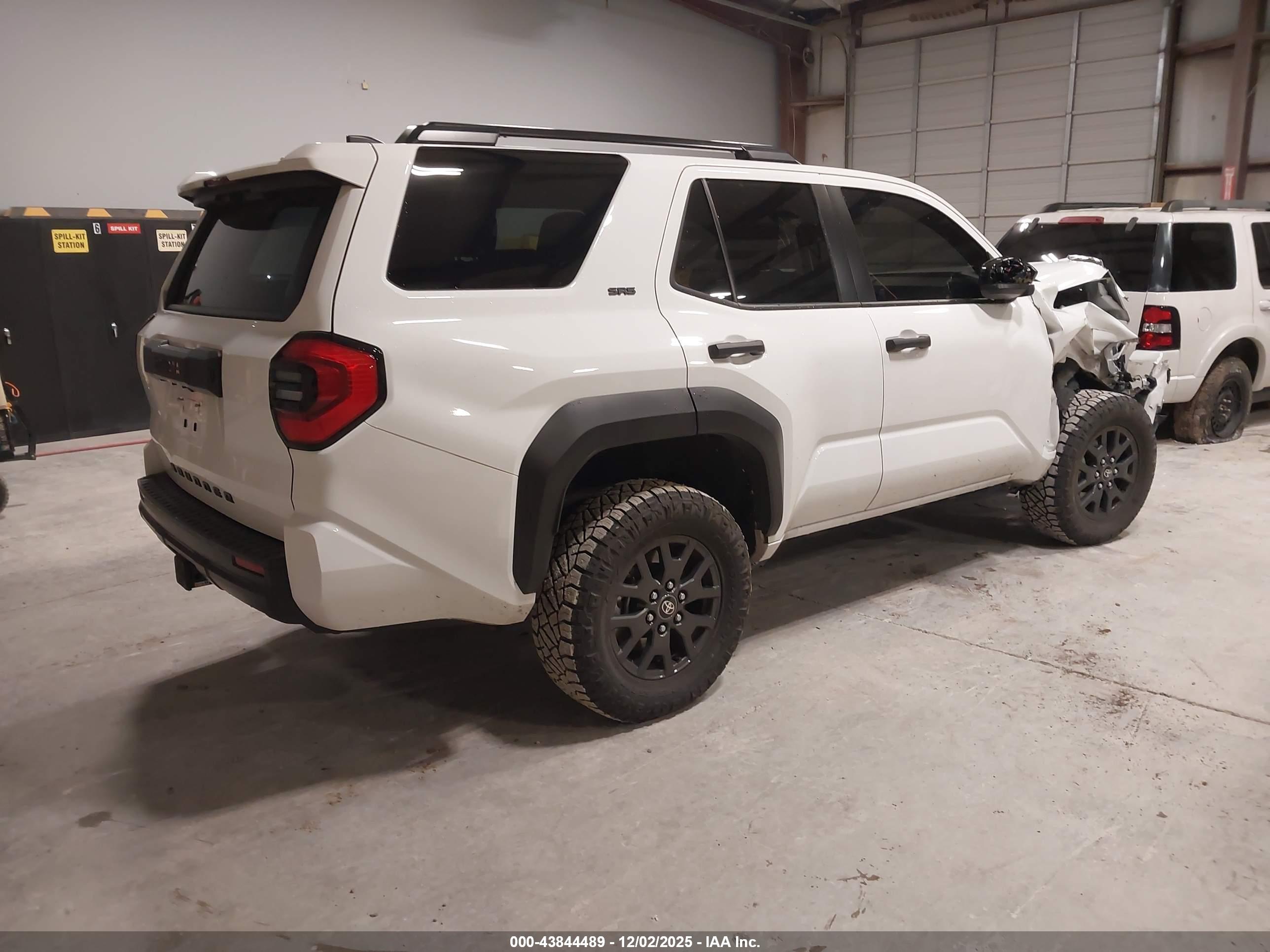 TOYOTA 4RUNNER image 4