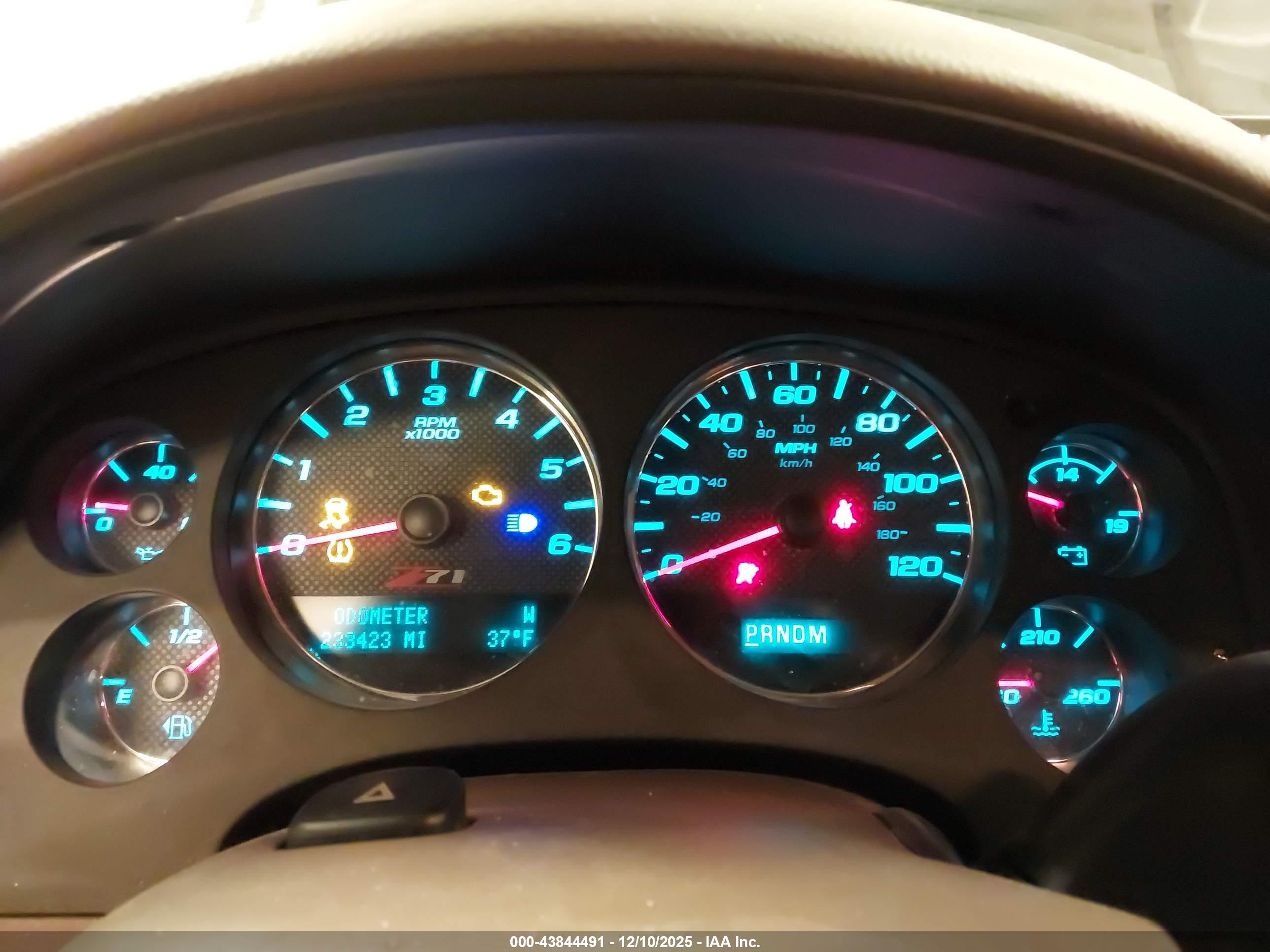 CHEVROLET AVALANCHE image 7