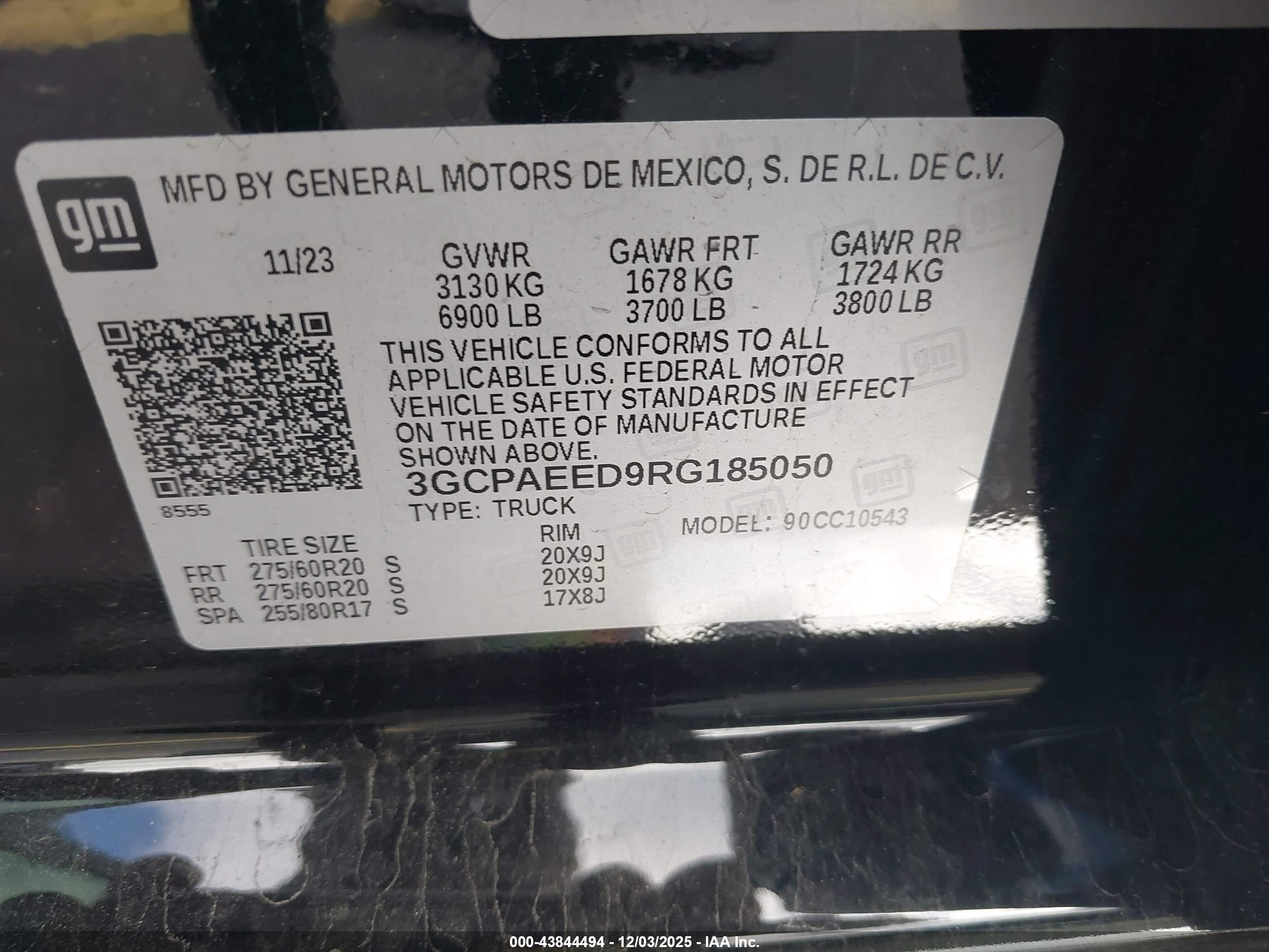 CHEVROLET SILVERADO image 9
